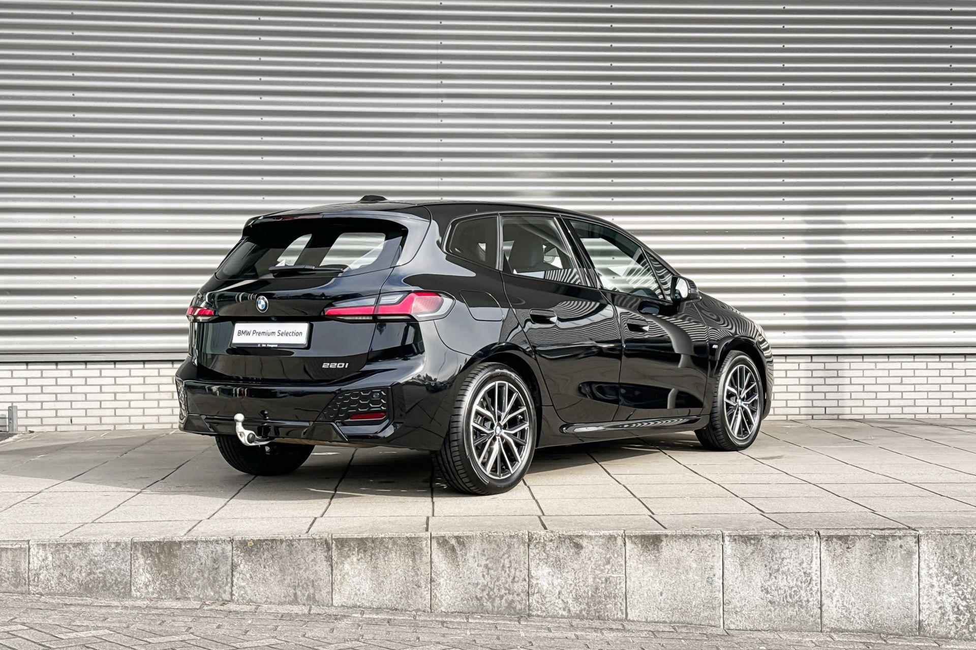 BMW 2 Serie Active Tourer 220i Premium pack / M Sport / Trekhaak - 4/28