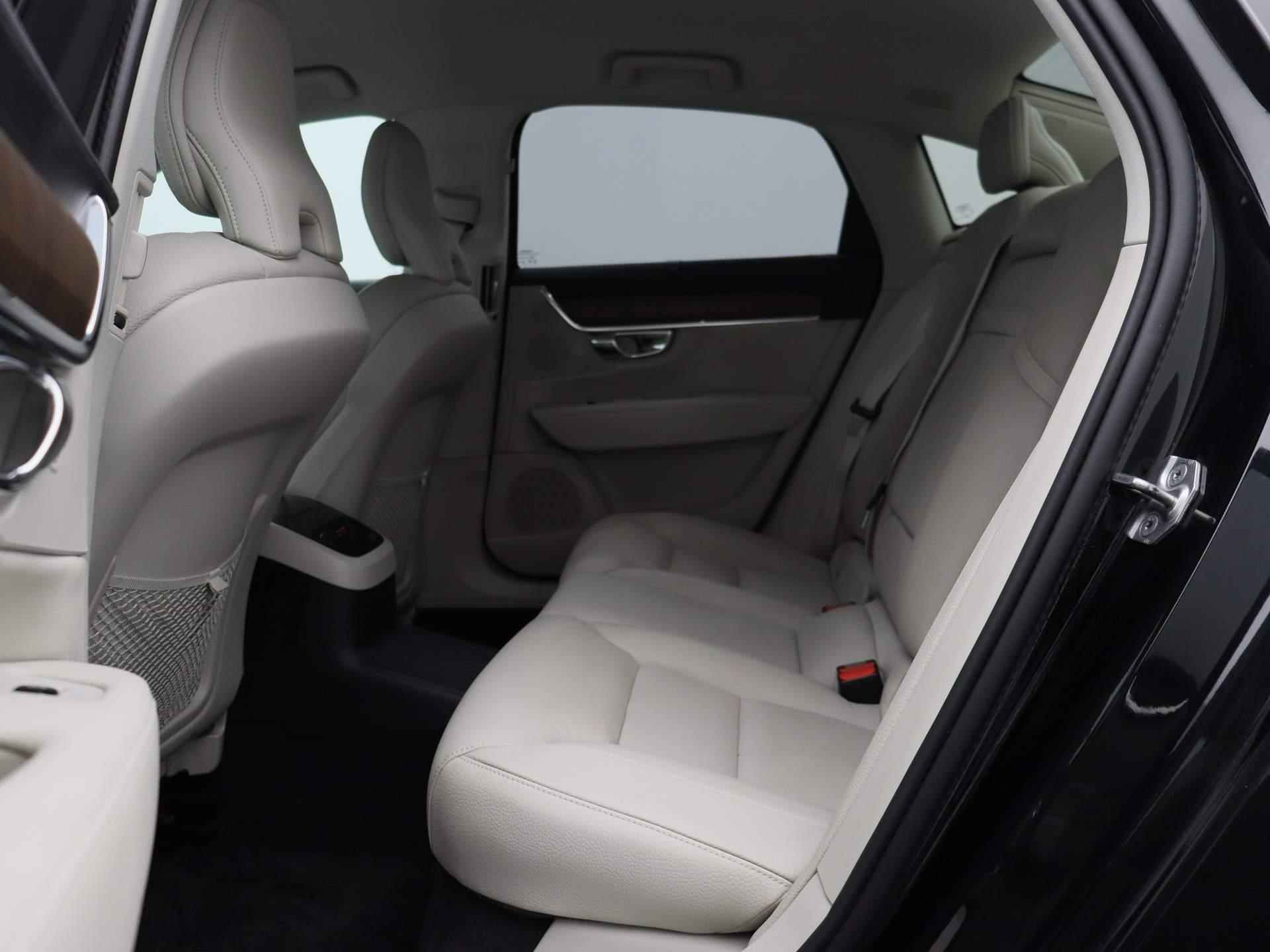 Volvo S90 2.0 T8 AWD Inscription | APPLE CARPLAY | ACHTERUITRIJCAMERA | STUUR- EN STOELVERWARMING | ELEKTRISCHE ACHTERKLEP | LEDEREN BEKLEDING |18"LICHTMETALEN VELGEN | MEMORY SEATS | - 12/50