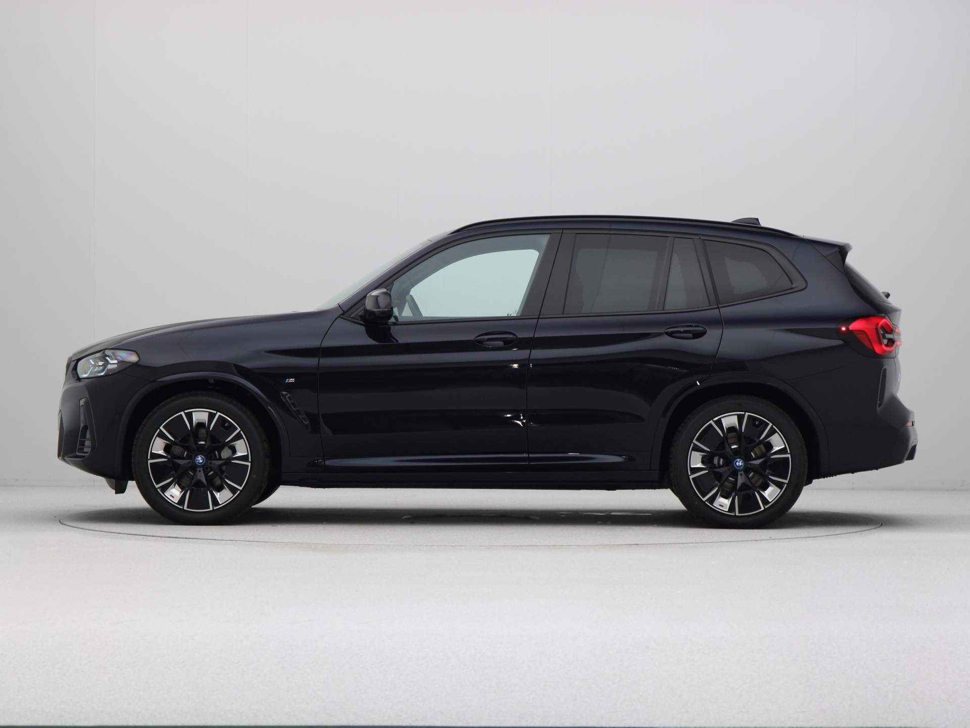 BMW iX3 High Executive 80 kWh - 12/25