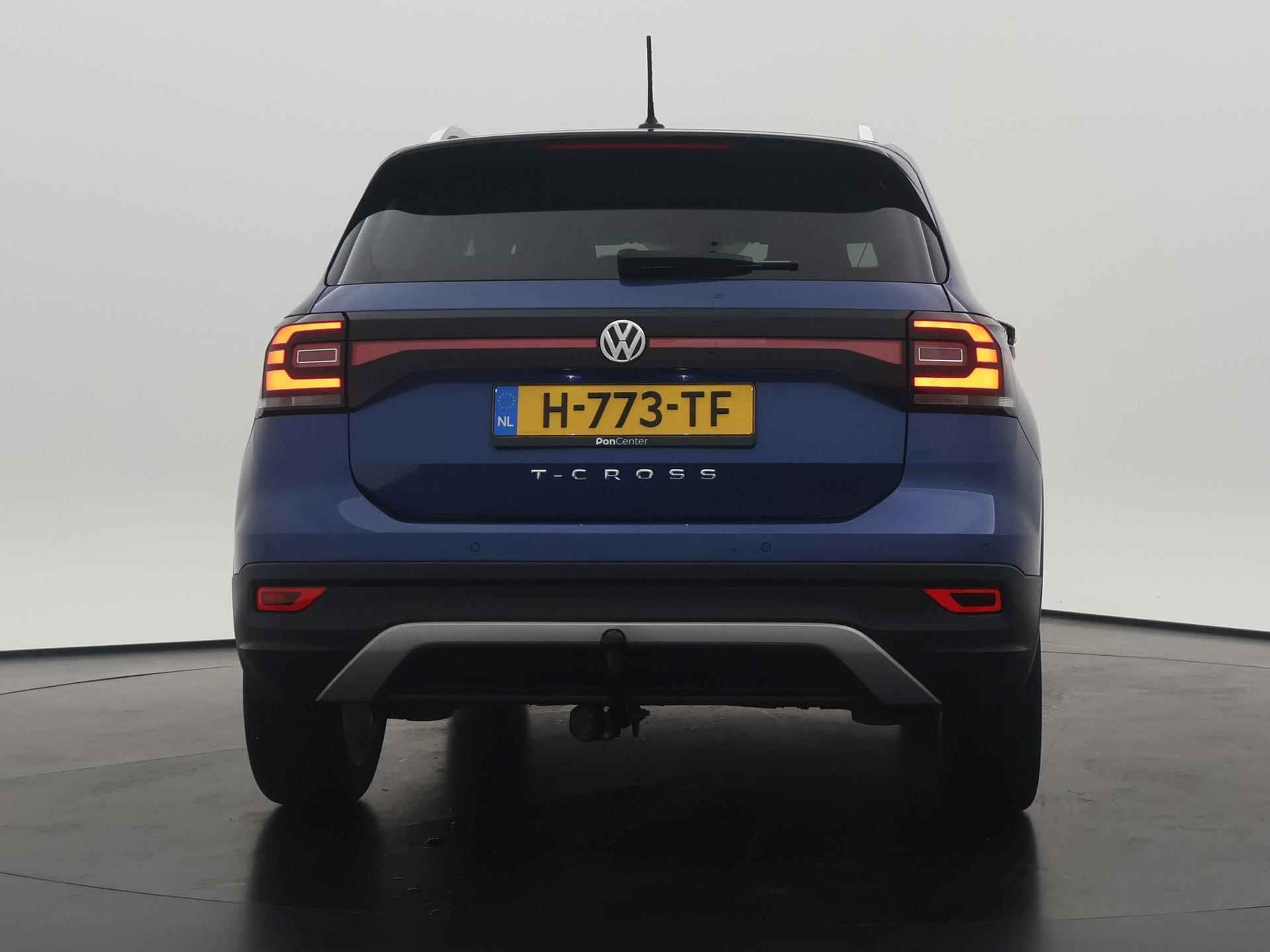 Volkswagen T-Cross 1.0 TSI Style | Navigatie | Parkeersensoren | Side Assist |  LED | Keyless | 17"| - 7/16