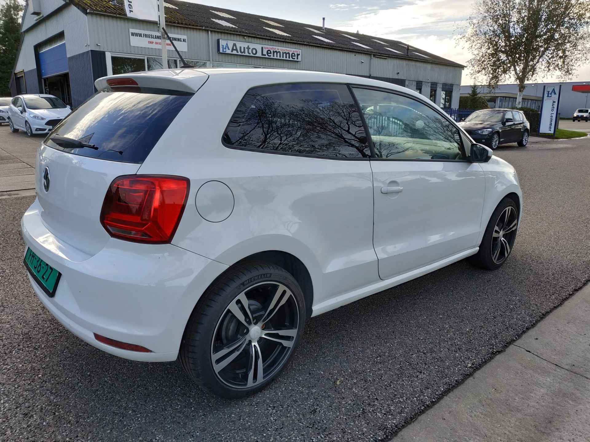 Volkswagen Polo 1.0 ** Airco ** 94.846 km ** cruise control ** 17 inch ** - 4/12