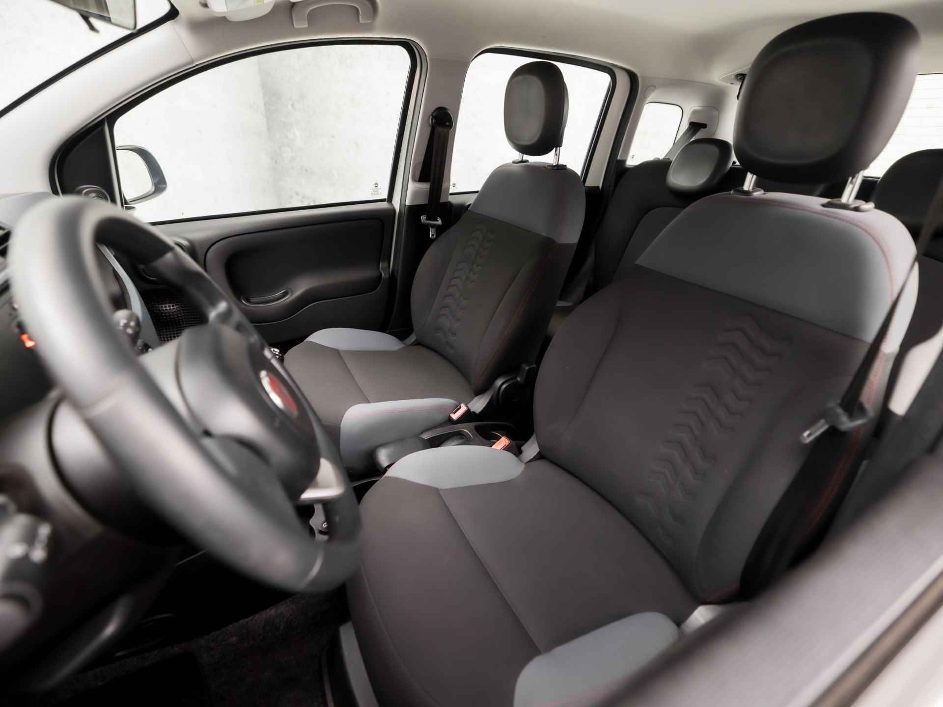 Fiat Panda 0.9 TwinAir Popstar (5 DEURS, AIRCO, SPORTSTOELEN, ELEK RAMEN, NIEUWE APK, NIEUWSTAAT) - 13/24