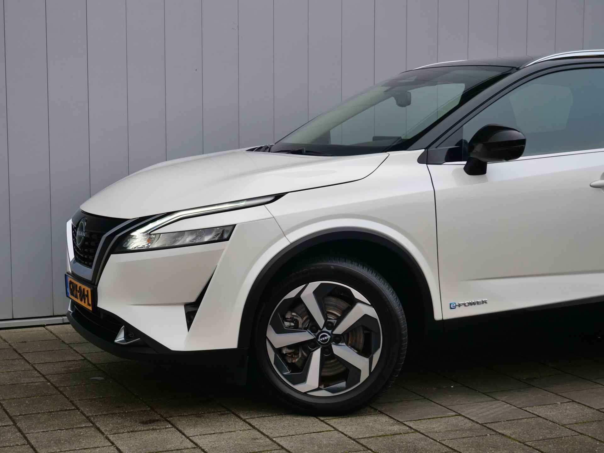 Nissan QASHQAI 1.5 e-Power N-Connecta 158 Pk Automaat Navigatie / Apple Carplay / DAB / Camera / Panorama-dak - 15/42