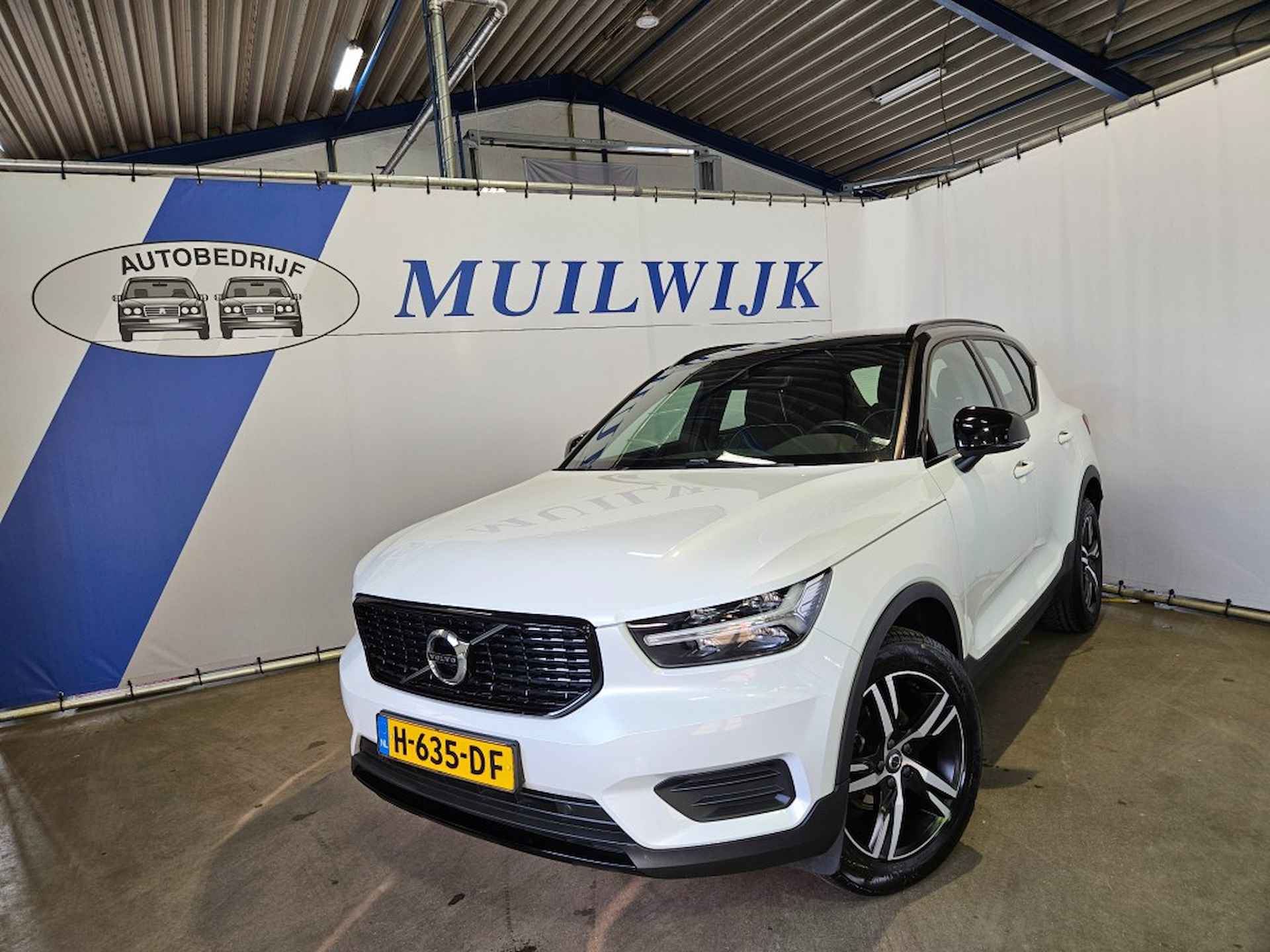 VOLVO Xc40 1.5 T3 R-Design / Navi / Camera / NL Auto - 3/45