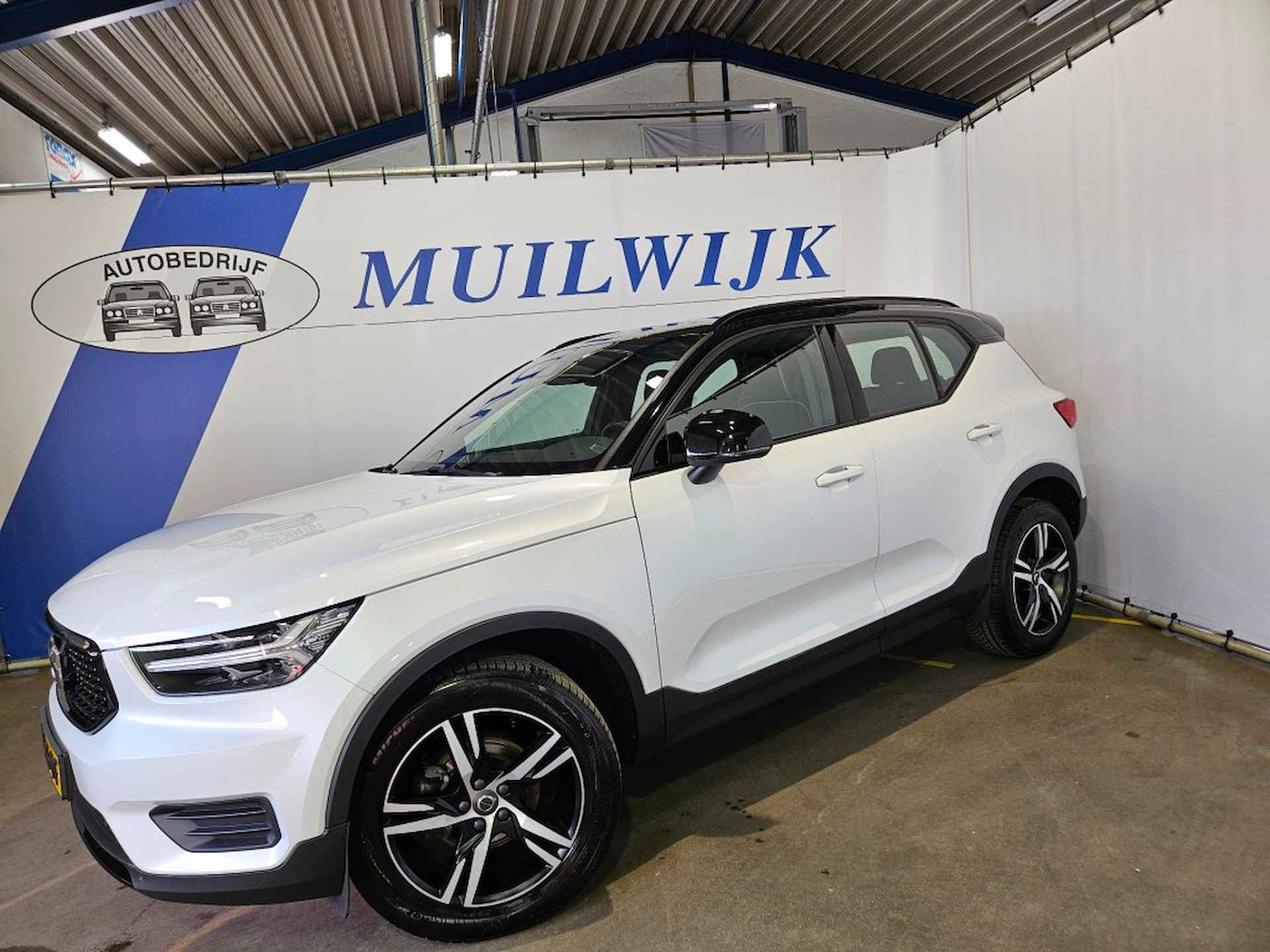 VOLVO Xc40 1.5 T3 R-Design / Navi / Camera / NL Auto - 8/45