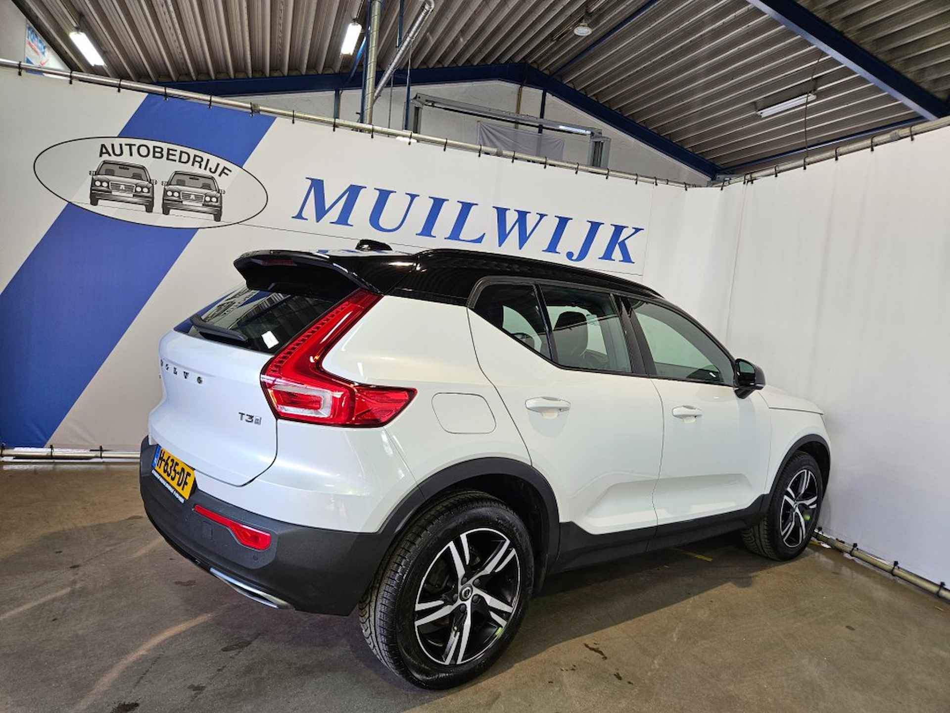 VOLVO Xc40 1.5 T3 R-Design / Navi / Camera / NL Auto - 11/45