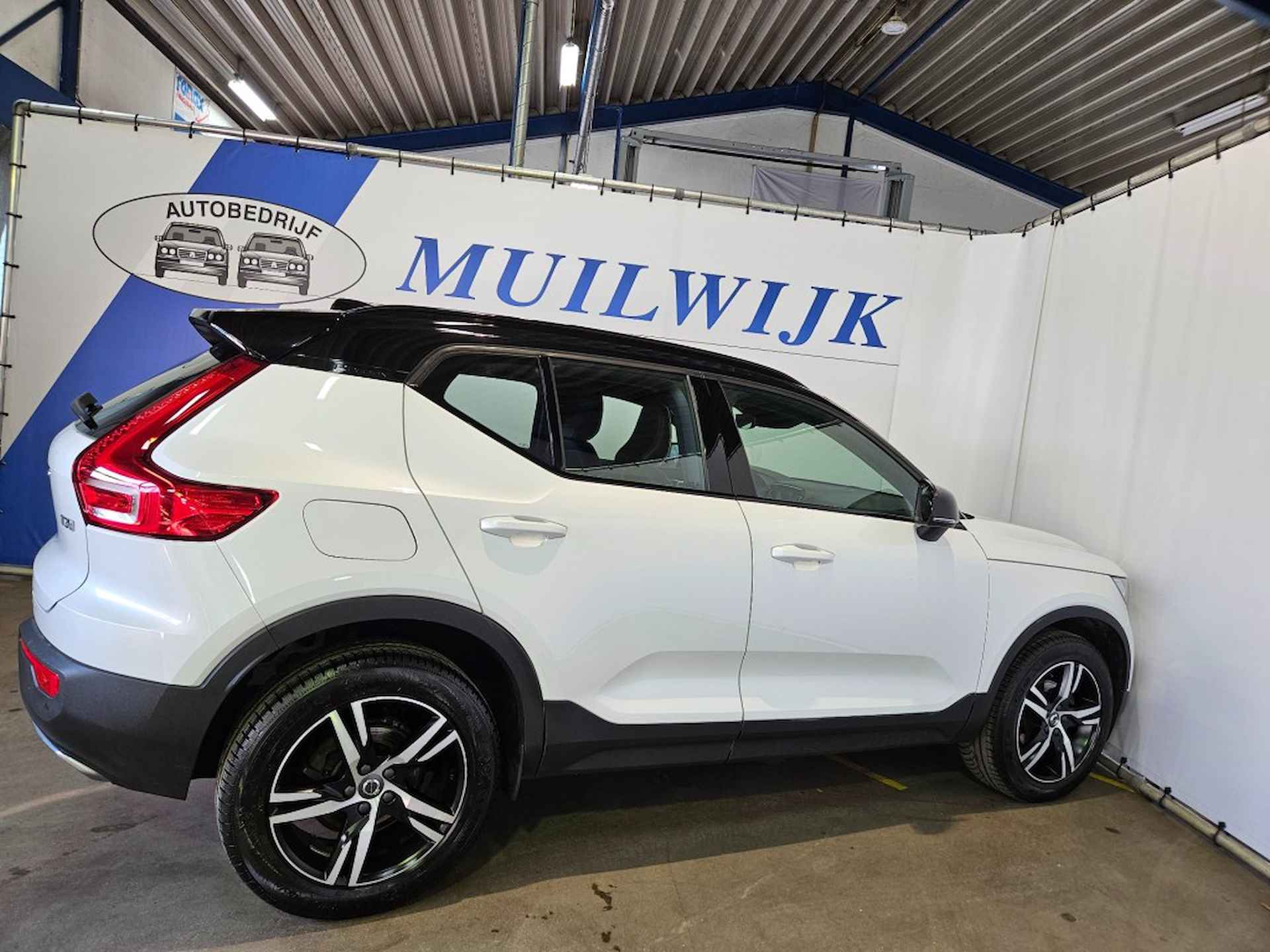 VOLVO Xc40 1.5 T3 R-Design / Navi / Camera / NL Auto - 16/45