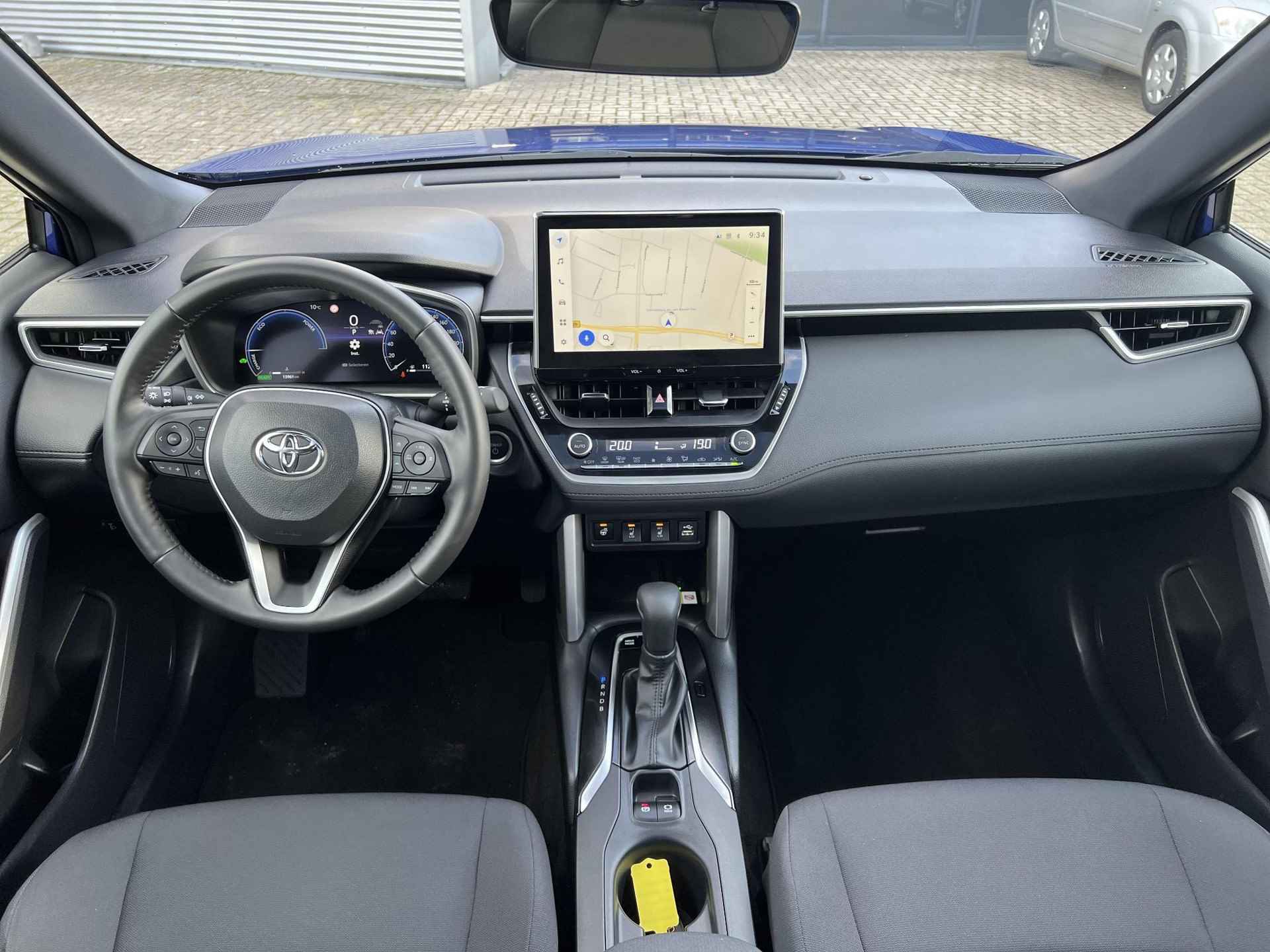 Toyota Corolla Cross 2.0 High Power Hybrid First Edition **STUURVERWARMING/ STOELVERWARMING/ NAVIGATIE** - 7/50