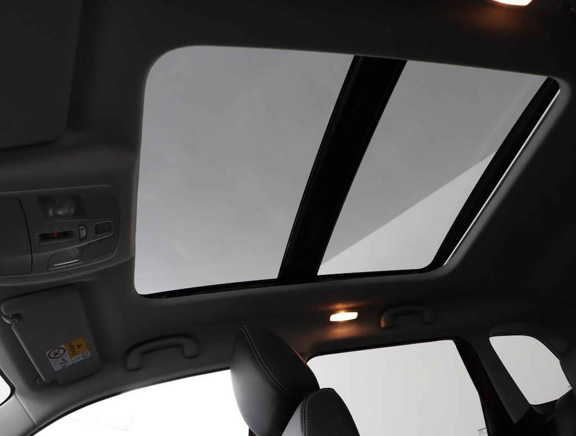 Suzuki Vitara 1.4 Boosterjet Style Smart Hybrid | Demo| ADG SPECIAL | Climate control | Cruise control adaptive | Navigatie | Camera | Parkeersensoren | Stoelverwarming | Trekhaak | Treeplanken | - 44/53