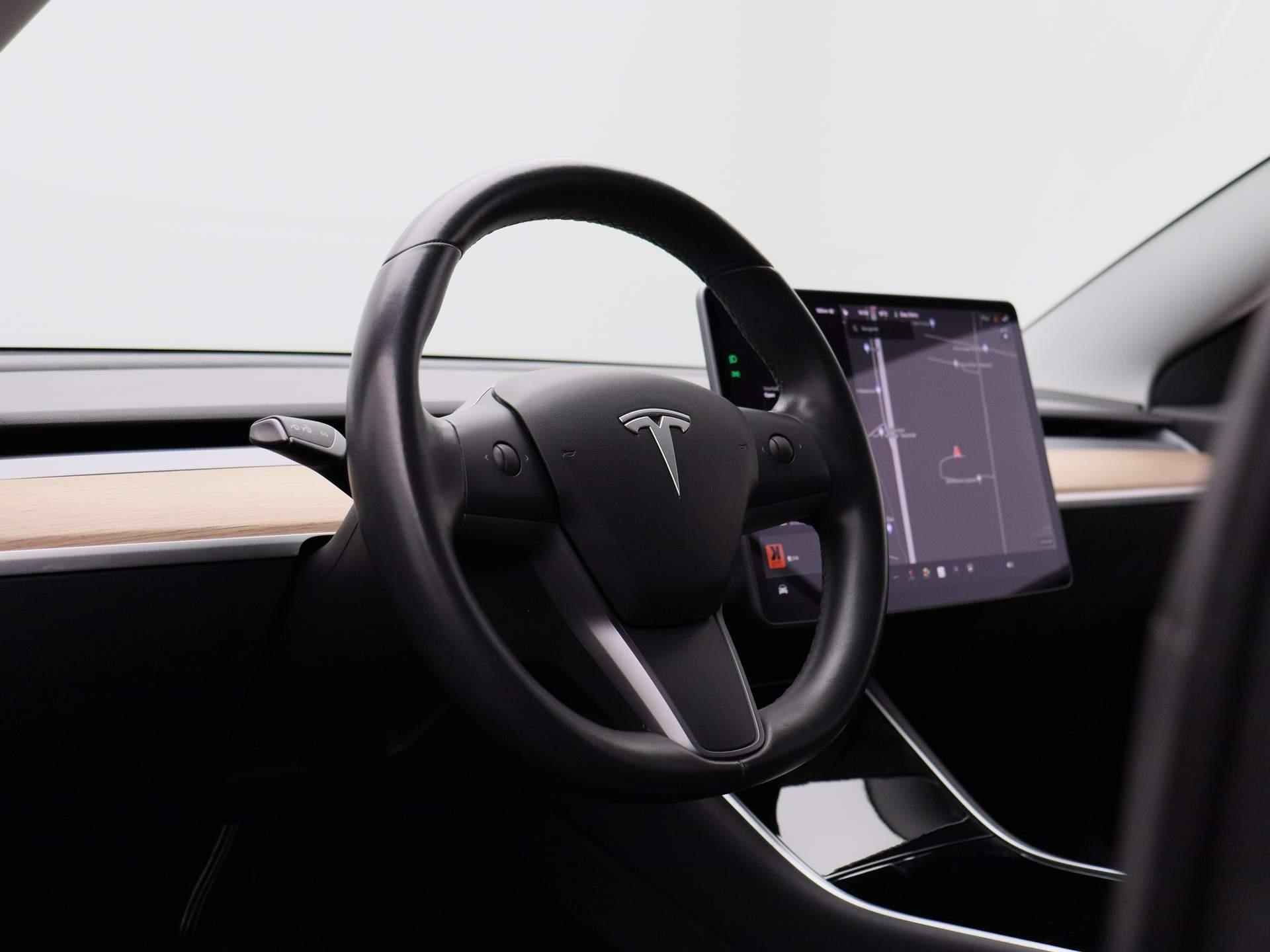 Tesla Model 3 Standard RWD Plus 60 kWh | Lederen Bekleding | Navigatie | Camera | Panoramadak | - 32/44