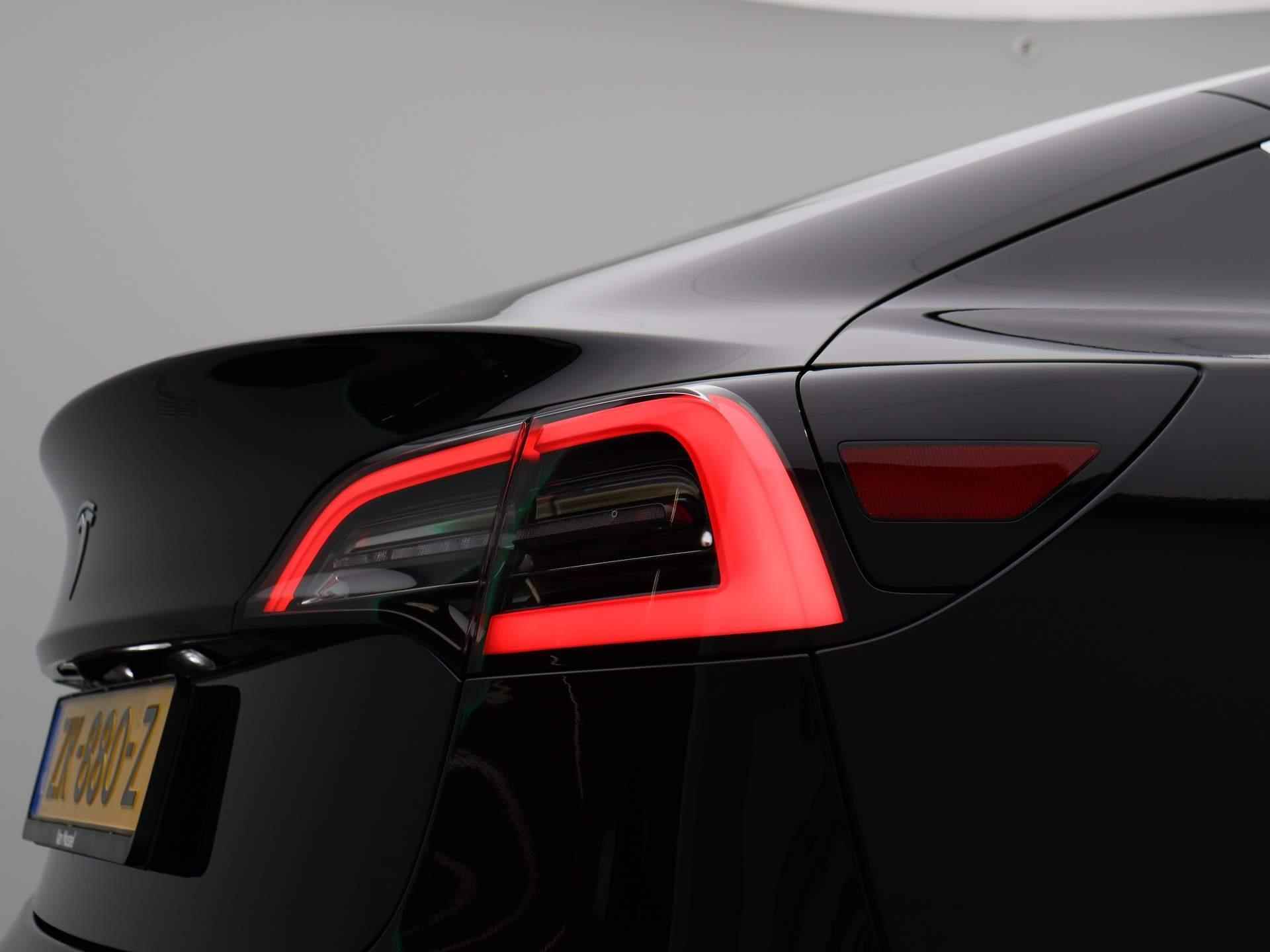 Tesla Model 3 Standard RWD Plus 60 kWh | Lederen Bekleding | Navigatie | Camera | Panoramadak | - 35/44
