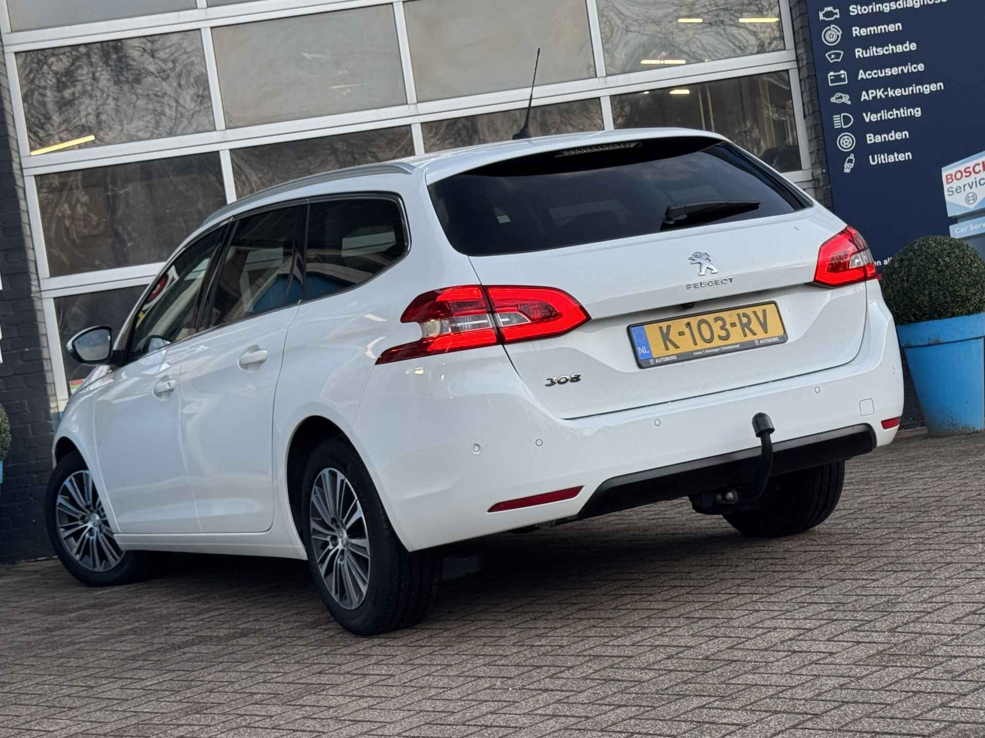 Peugeot 308 SW 1.2 PureTech Blue Lease Allure | Trekhaak | Virtual Cockpit | Rijklaar + 12 Maand BOVAG Garantie - 42/50