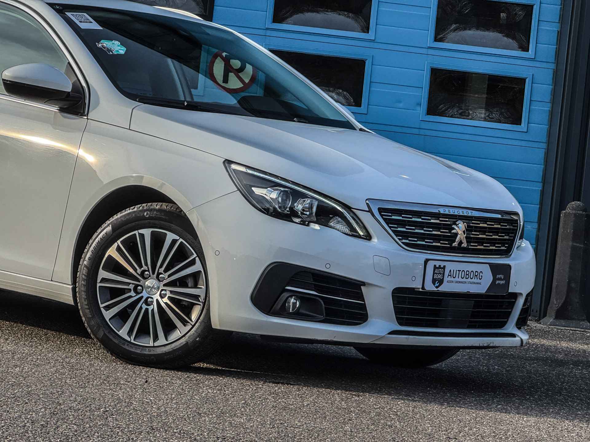 Peugeot 308 SW 1.2 PureTech Blue Lease Allure Prijs Inclusief Onderhoud & 12 Maand BOVAG Garantie | Nieuwe Distributieriem | - 31/36