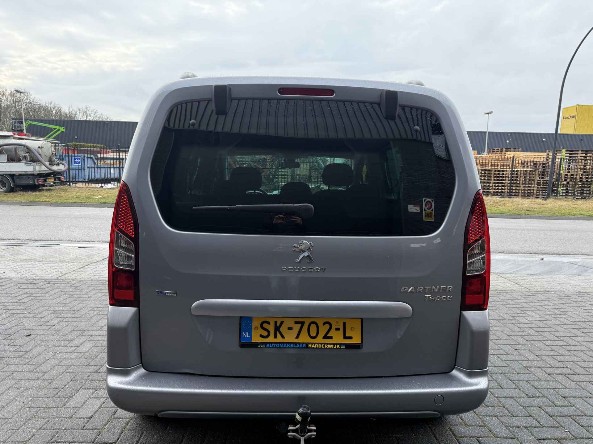 Peugeot Partner Tepee 1.2 PureTech Active | 1E EIGENAAR | 12MND GARANTIE | AIRCO | CRUISE | - 9/31