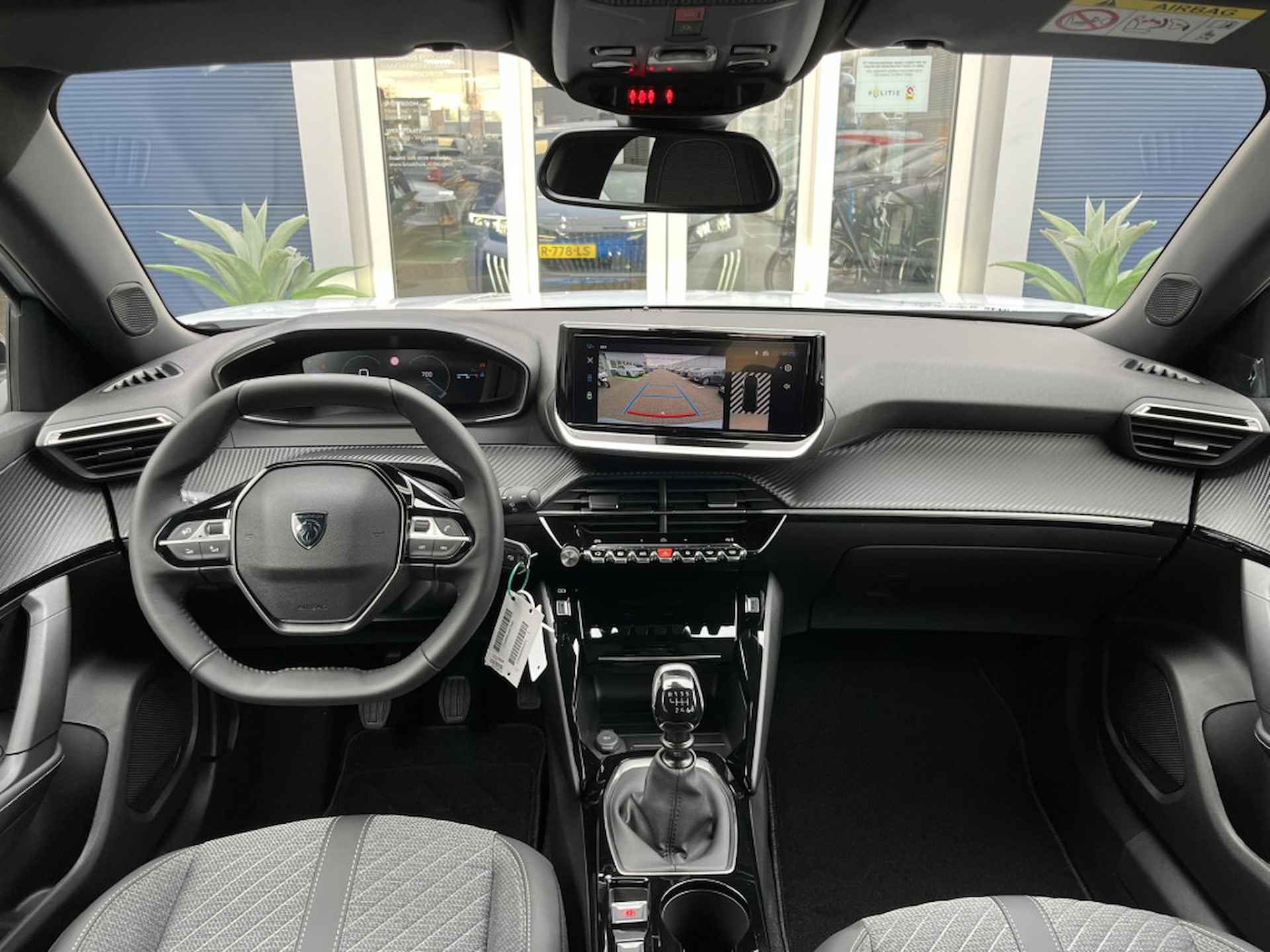 Peugeot 2008 1.2 100PK Allure | €4000 Registratievoordeel! | Camera | Apple/Android Carplay | Navigatie | Leder/Stof | LED | Bluetooth | Getint Glas | Virtueel Dashboard | Lane-Assit | Cruise Control - 9/29