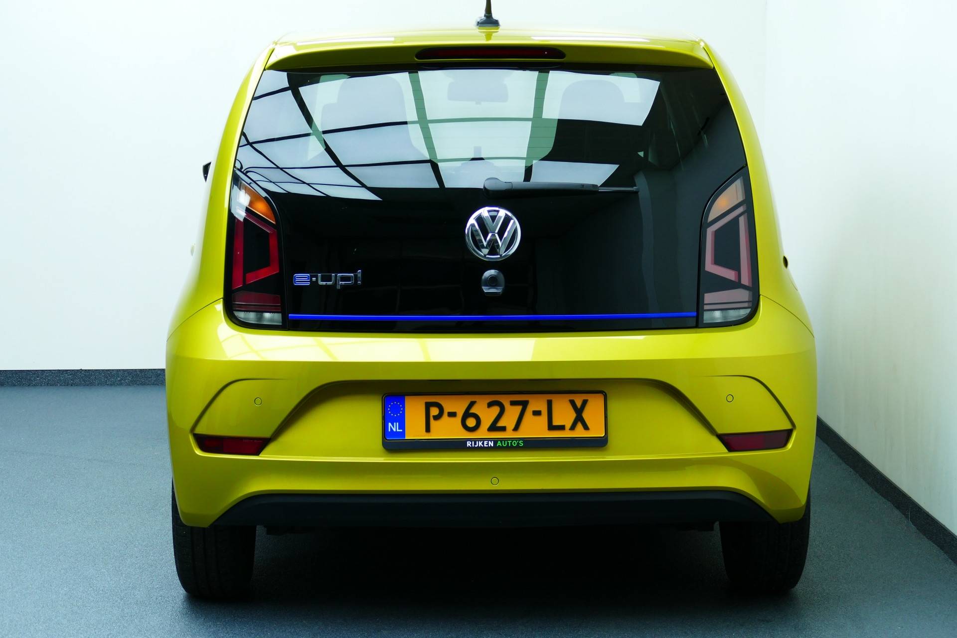 Volkswagen e-Up! Clima, Cruise, Stoelverw, Led, Smartphonedock, 15"LMV, Park Sensors - 16/36
