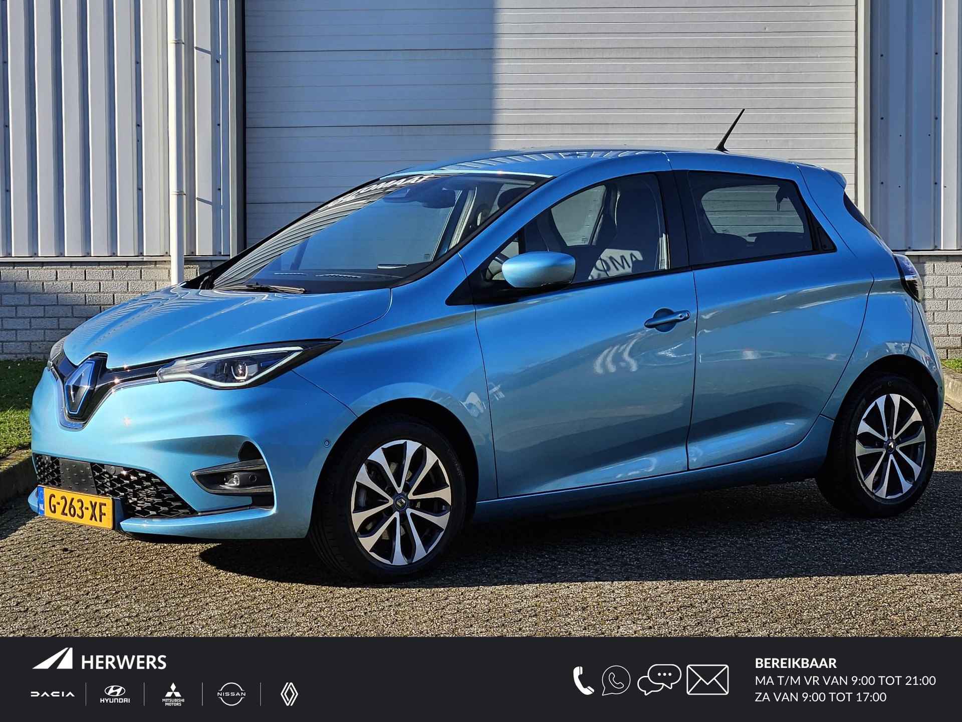 Renault ZOE R135 Intens Business 52 kWh / Koop Accu / CCS SnelLaden + 3 Fase Laden / Achteruitrijcamera / Stoel & Stuurverwarming / Navigatie / Apple Carplay & Android Auto /