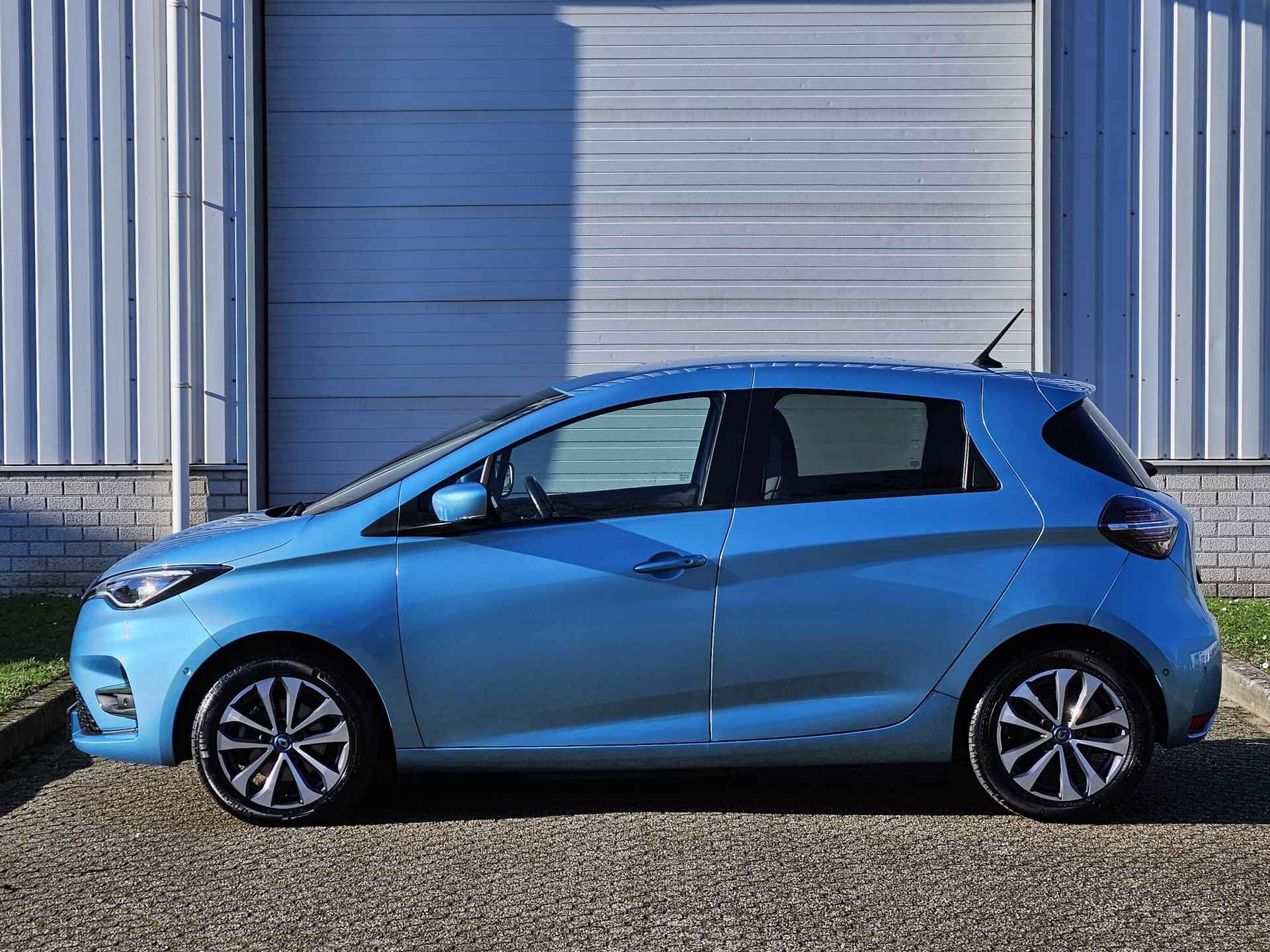 Renault ZOE R135 Intens Business 52 kWh / Koop Accu / CCS SnelLaden + 3 Fase Laden / Achteruitrijcamera / Stoel & Stuurverwarming / Navigatie / Apple Carplay & Android Auto / - 15/44