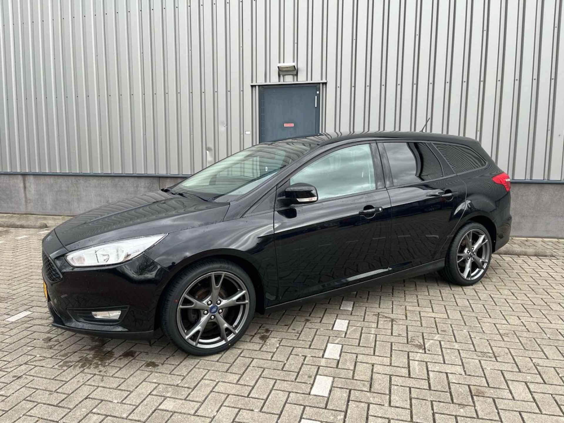 FORD Focus 1.0 EcoBoost Lease Edition Wagon  BTW auto - 3/20