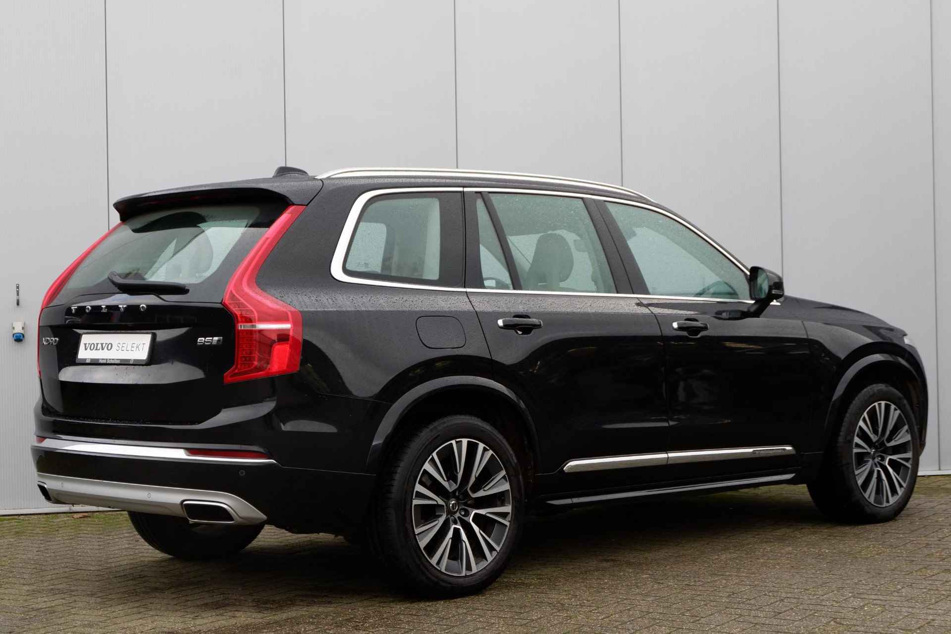 Volvo XC90 B5 AWD AUT8 235PK Inscription Intro Edition, BTW Auto, Adaptieve Cruise Control met Pilot Assist, BLIS Dodehoekdetectie, Elektrisch bedienbaarglazen panoramisch schuif-/kanteldak, Luchtvering, Voorstoelen met verwarming, ventilatie en massagefunctie, Stuurwielverwarming, standkachel, Harman Kardon audio - 2/54