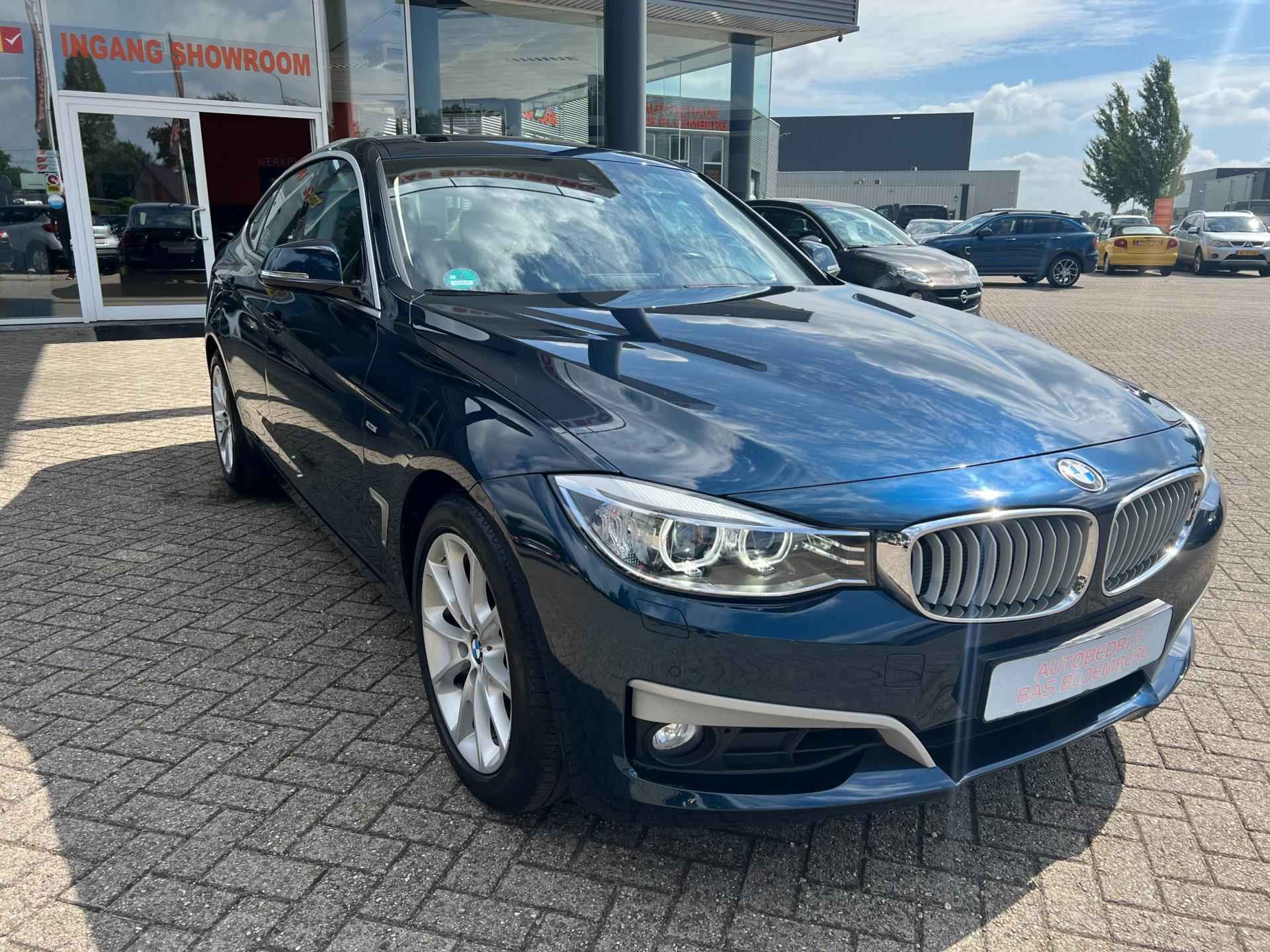 BMW 3-serie Gran Turismo 320i Executive, Automaat, Navigatie, Panodak, sport line, Xenon, Trekhaak electr. - 3/29