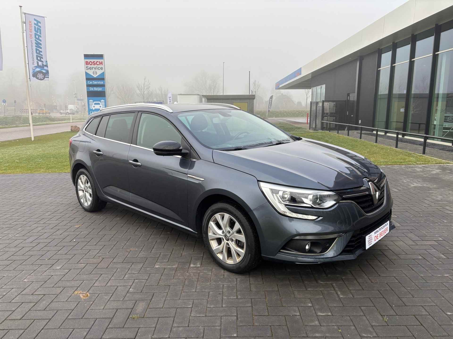 Renault Mégane Estate 1.3 TCe Limited Navi I Cruise I Camera - 7/43