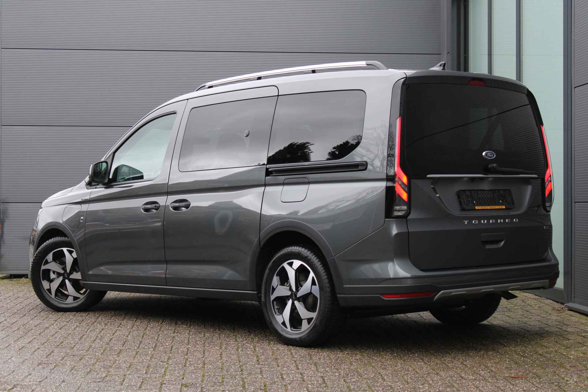 Ford Tourneo Connect Grand 1.5 PHEV Active AGR | Panoramadak | 119KM | Luxe | Cruise control | Carplay - 3/53