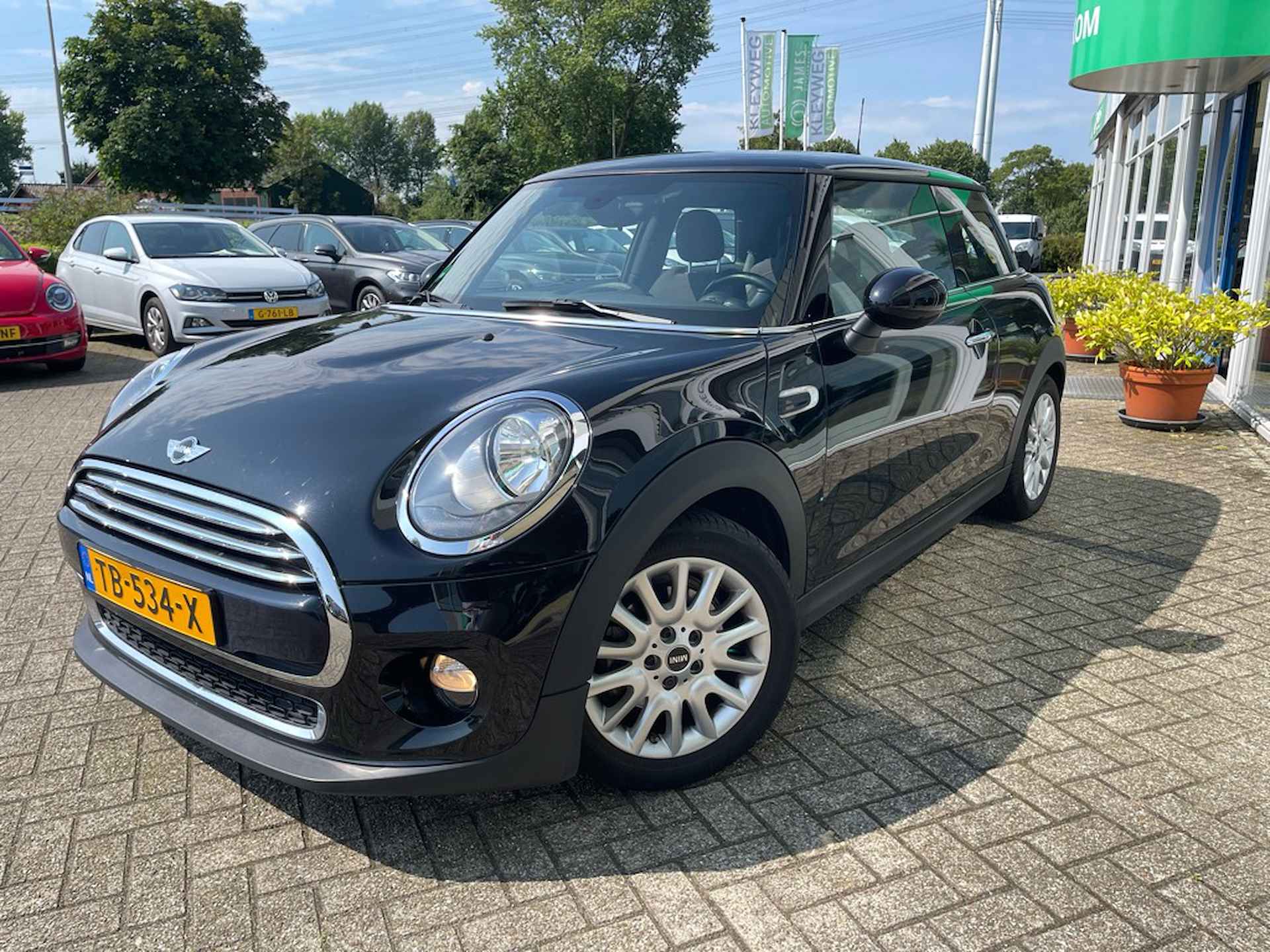 Mini Mini 1.5 Cooper Business, Nav, PDC, Stoelverwarming - 1/26