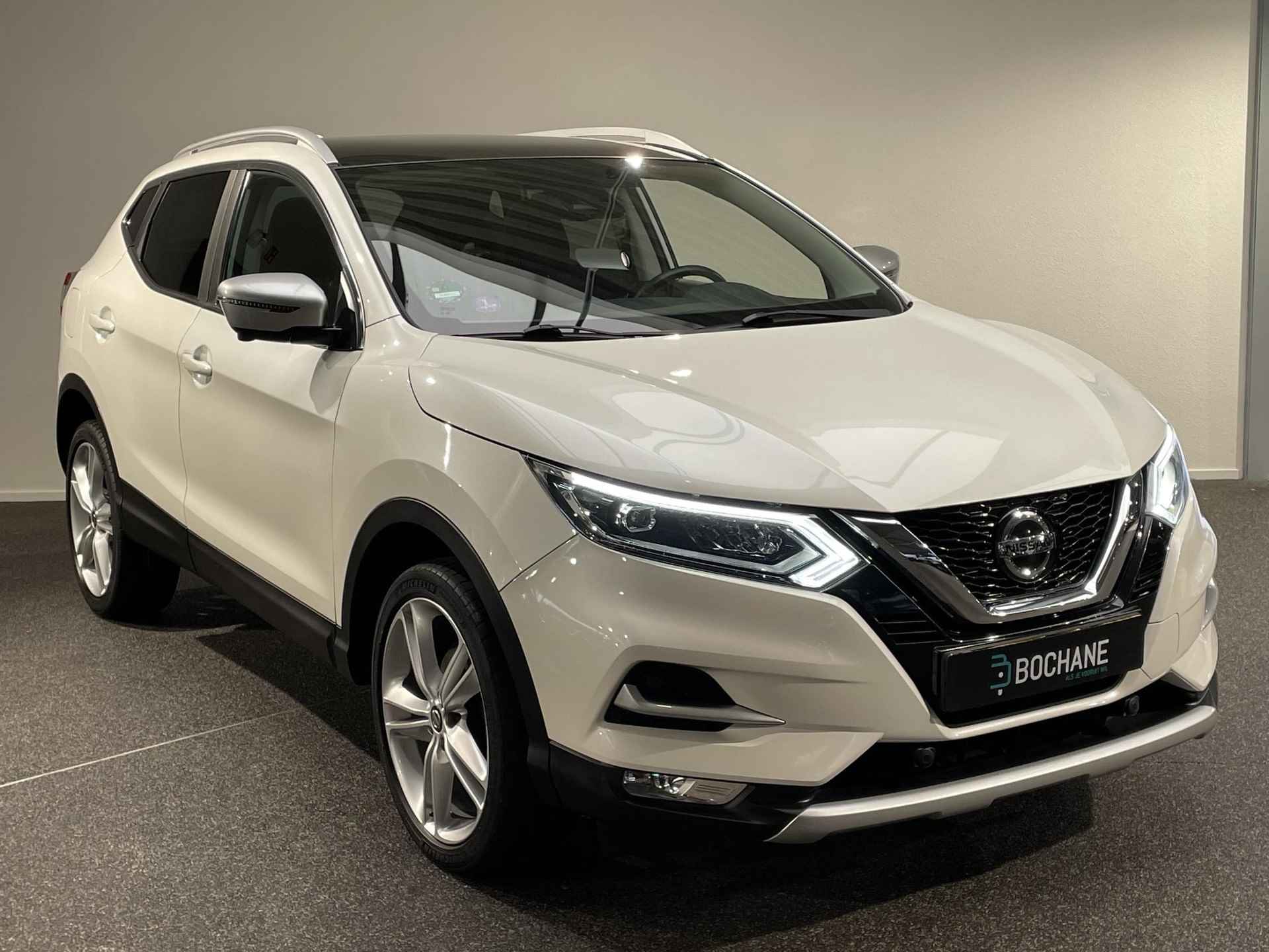 Nissan Qashqai 1.3 DIG-T N-Motion |Panoramadak|Navigatiesysteem| - 6/32