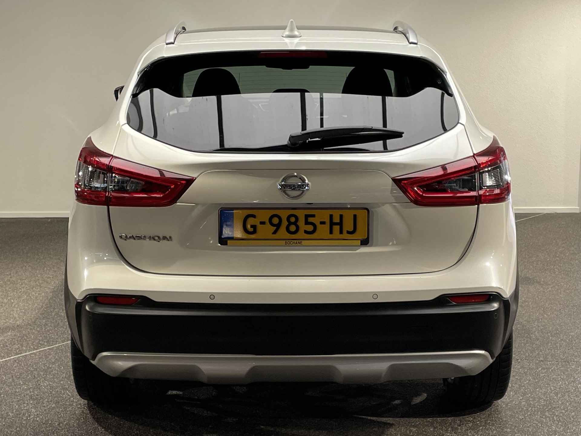 Nissan Qashqai 1.3 DIG-T N-Motion |Panoramadak|Navigatiesysteem| - 19/32