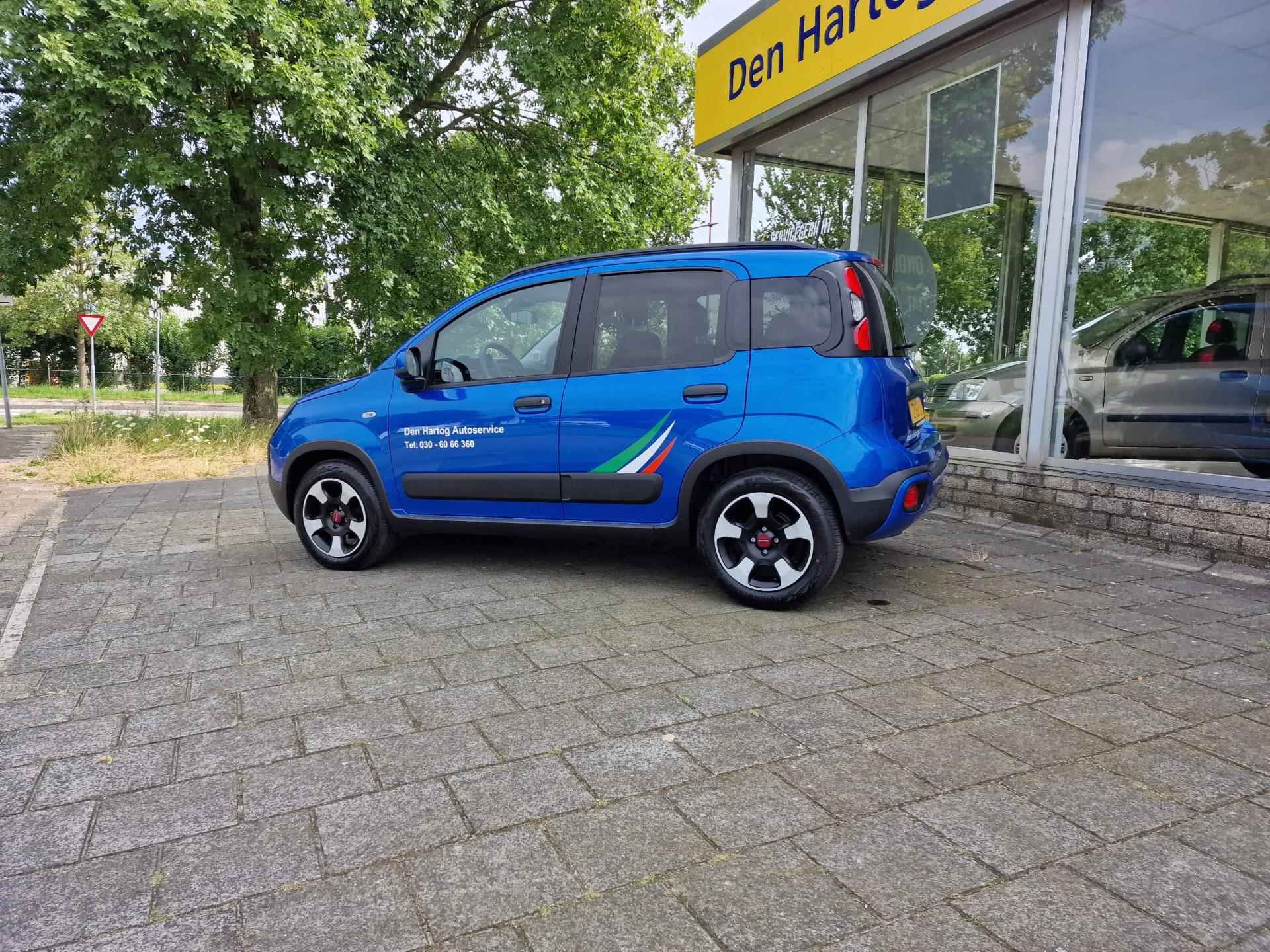 Fiat Panda 1.0 Hybrid Cross - 8/16