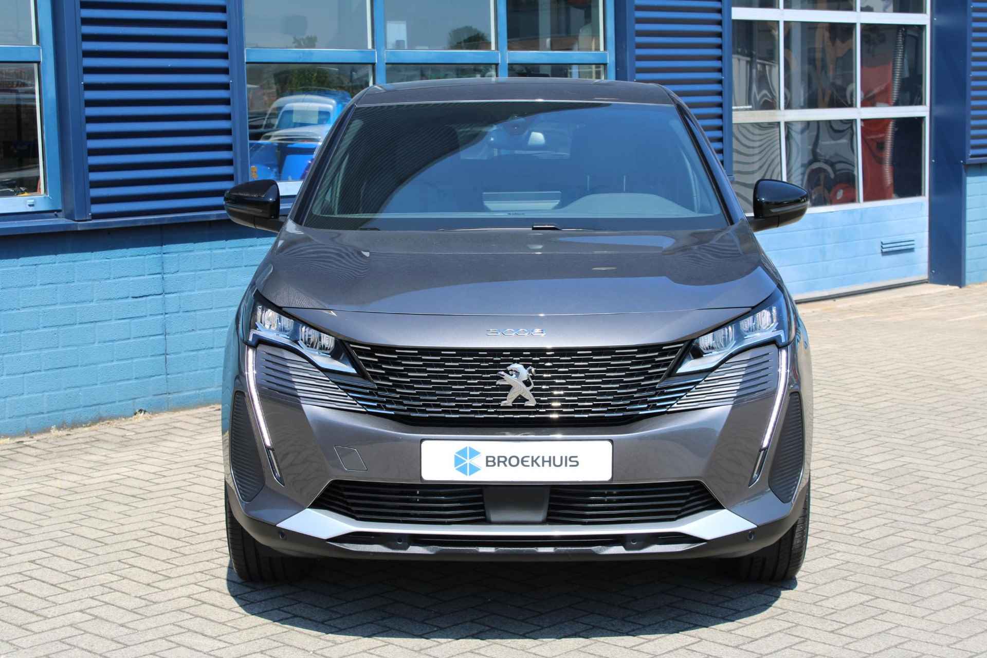 Peugeot 3008 1.2 Hybrid 136 Allure Pack Business Navigatie, stoelverwarming ,achteruitrijcamera, parkeersensoren voor en achter ,climate controle - 4/33