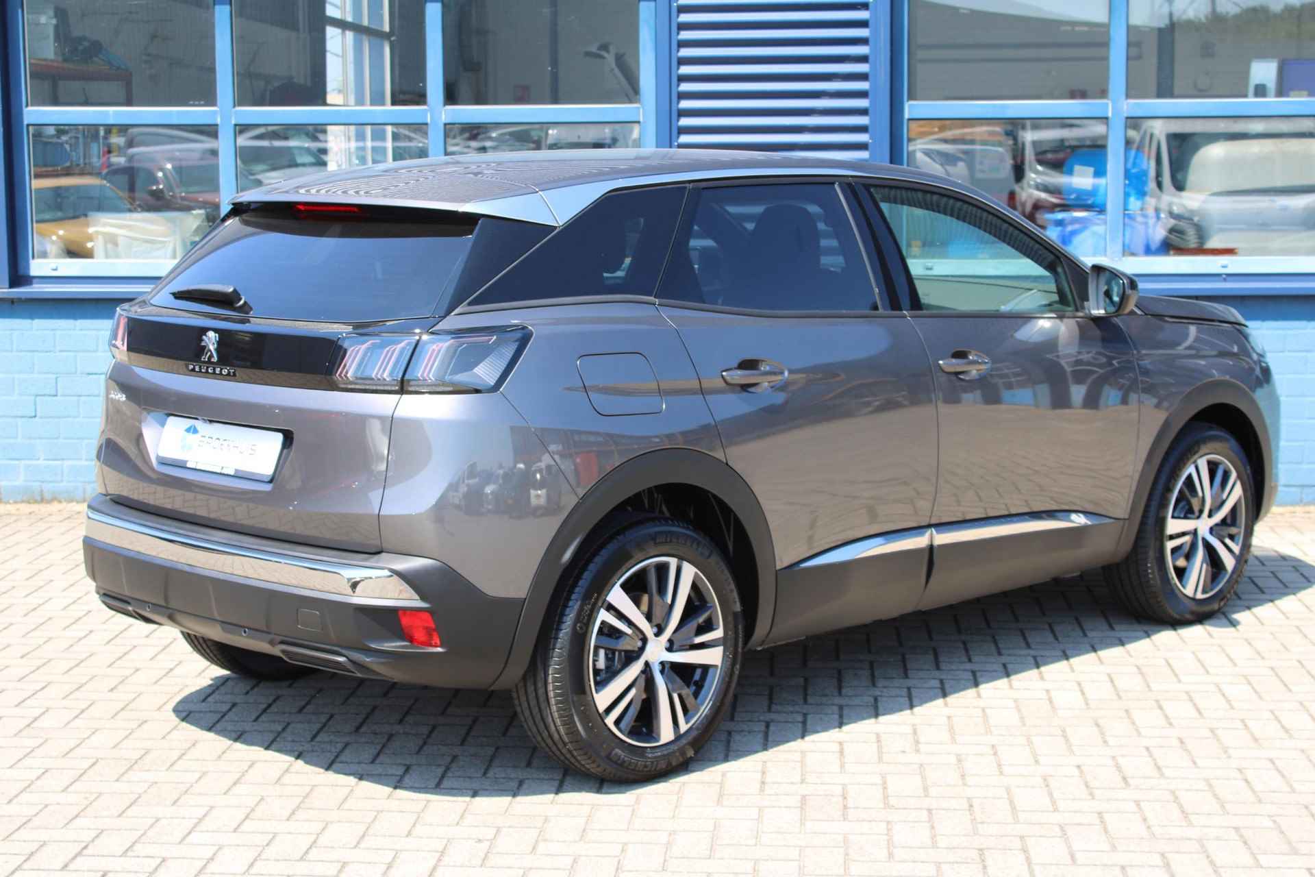 Peugeot 3008 1.2 Hybrid 136 Allure Pack Business Navigatie, stoelverwarming ,achteruitrijcamera, parkeersensoren voor en achter ,climate controle - 15/33