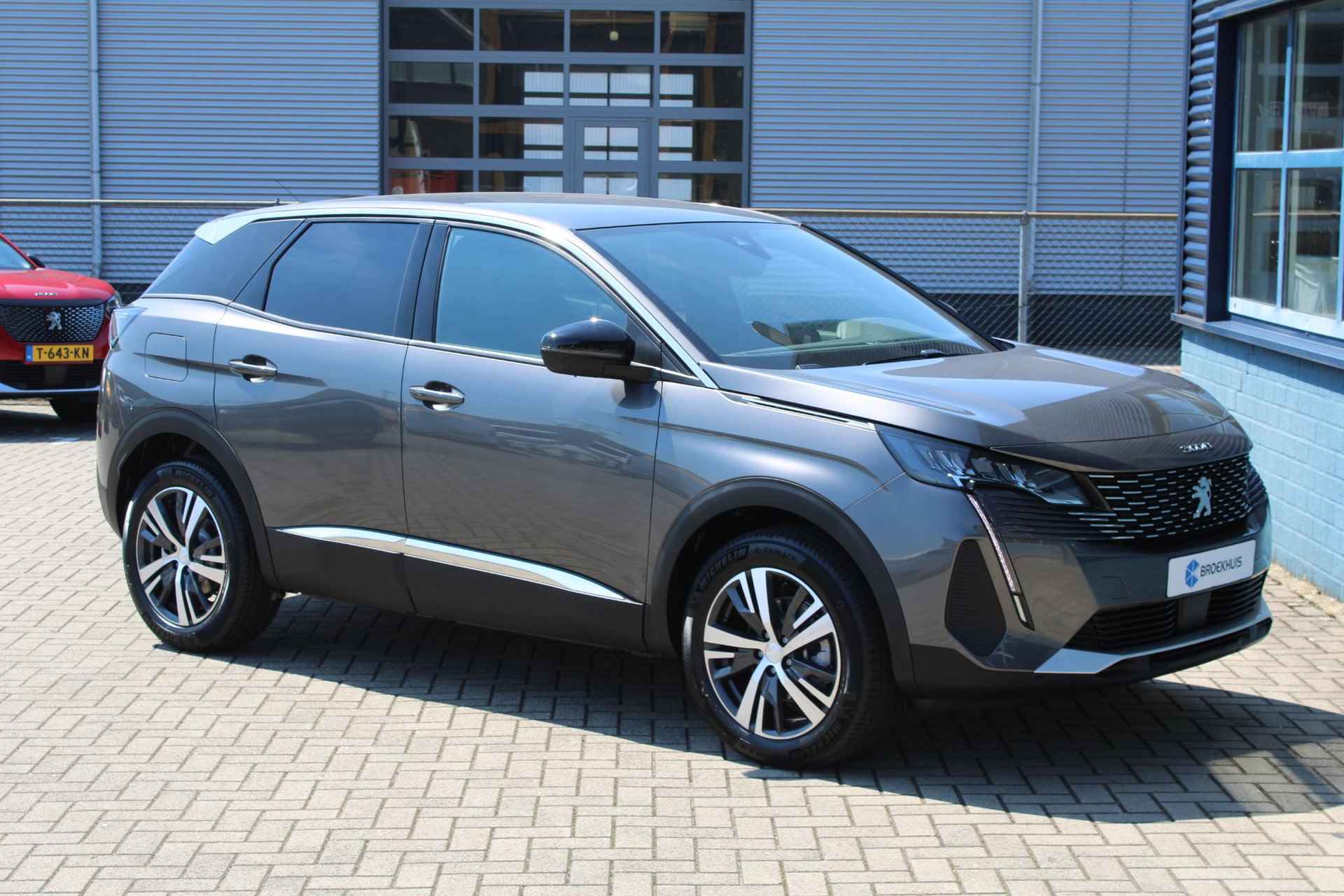 Peugeot 3008 1.2 Hybrid 136 Allure Pack Business Navigatie, stoelverwarming ,achteruitrijcamera, parkeersensoren voor en achter ,climate controle - 17/33