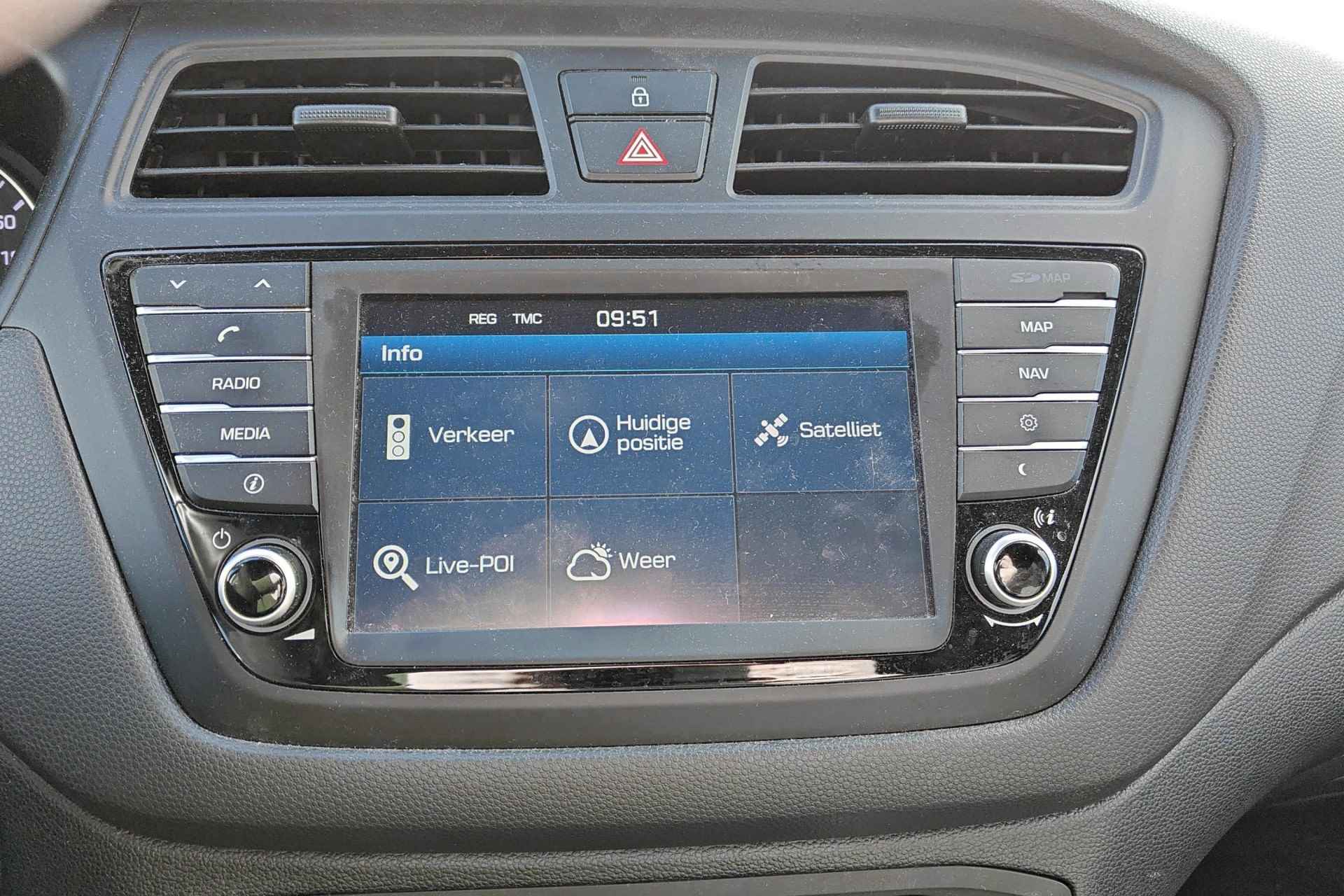 Hyundai i20 1.0 T-GDI Go! 2016 | navigatie | airco | lichtmetalen velgen - 13/23