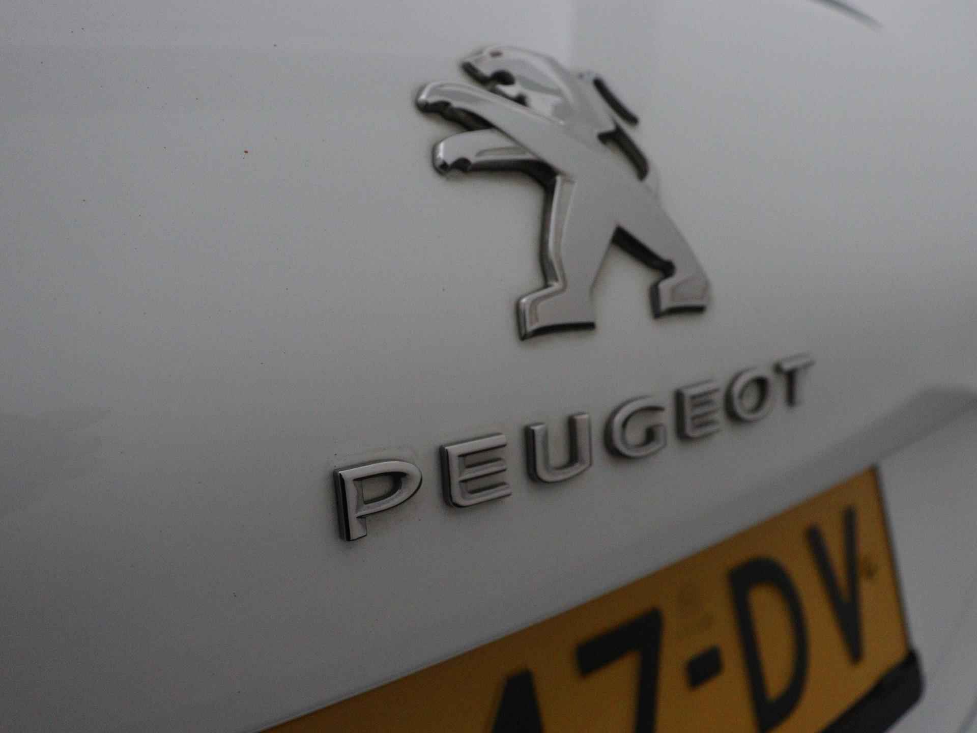 Peugeot 308 SW Blue Lease Premium 130pk Automaat  | Navigatie | Camera | Panoramadak | Licht Metalen Velgen 16"| Parkeersensoren Voor/ Achter - 14/37