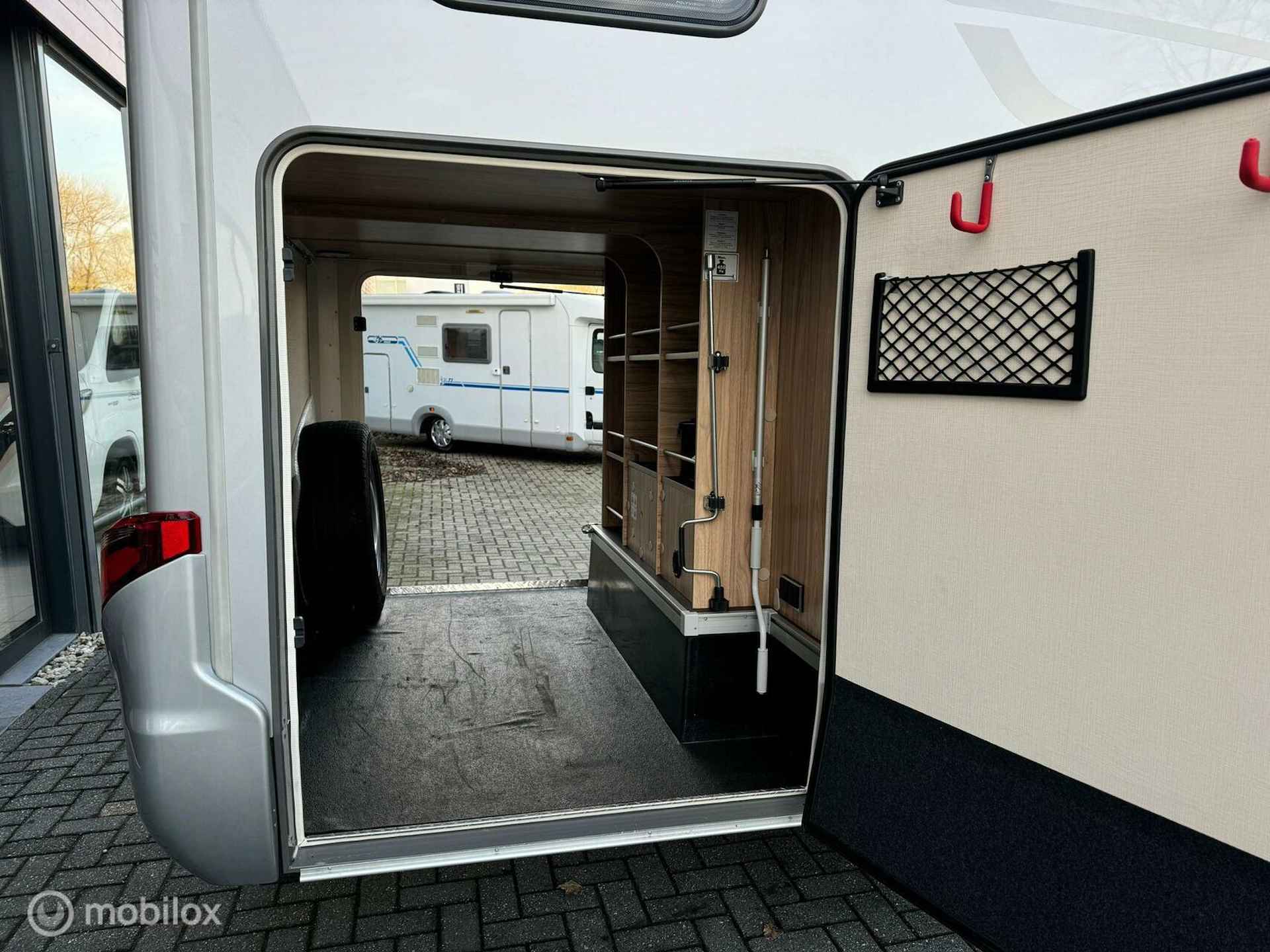 Hymer MLT 580 190PK V6 Enkele Bedden Luchtvering Luifel Silver-Line - 24/34