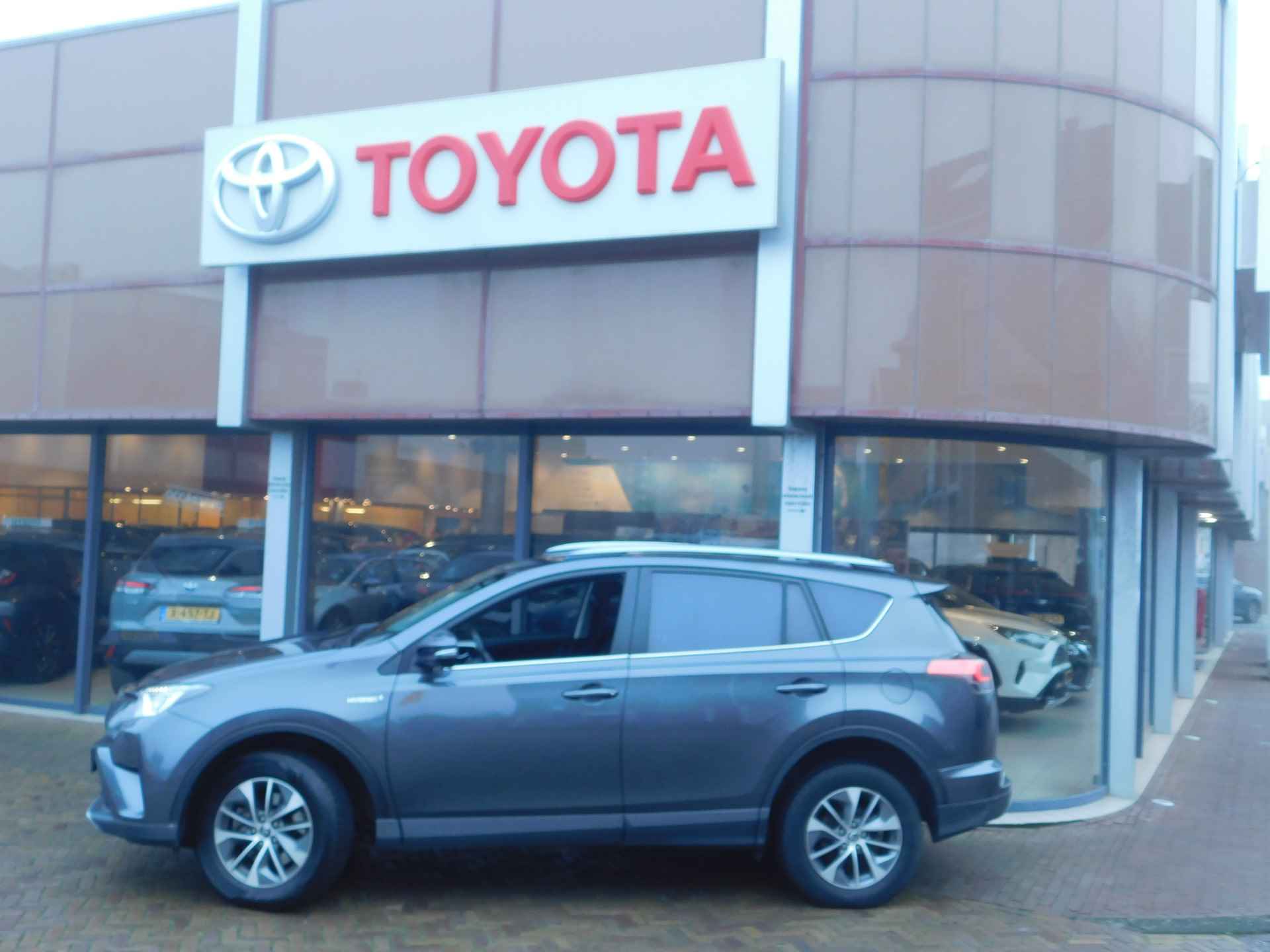 Toyota RAV4 2.5 Hybrid Dynamic | Trekhaak | Stoelverwarming | - 3/58