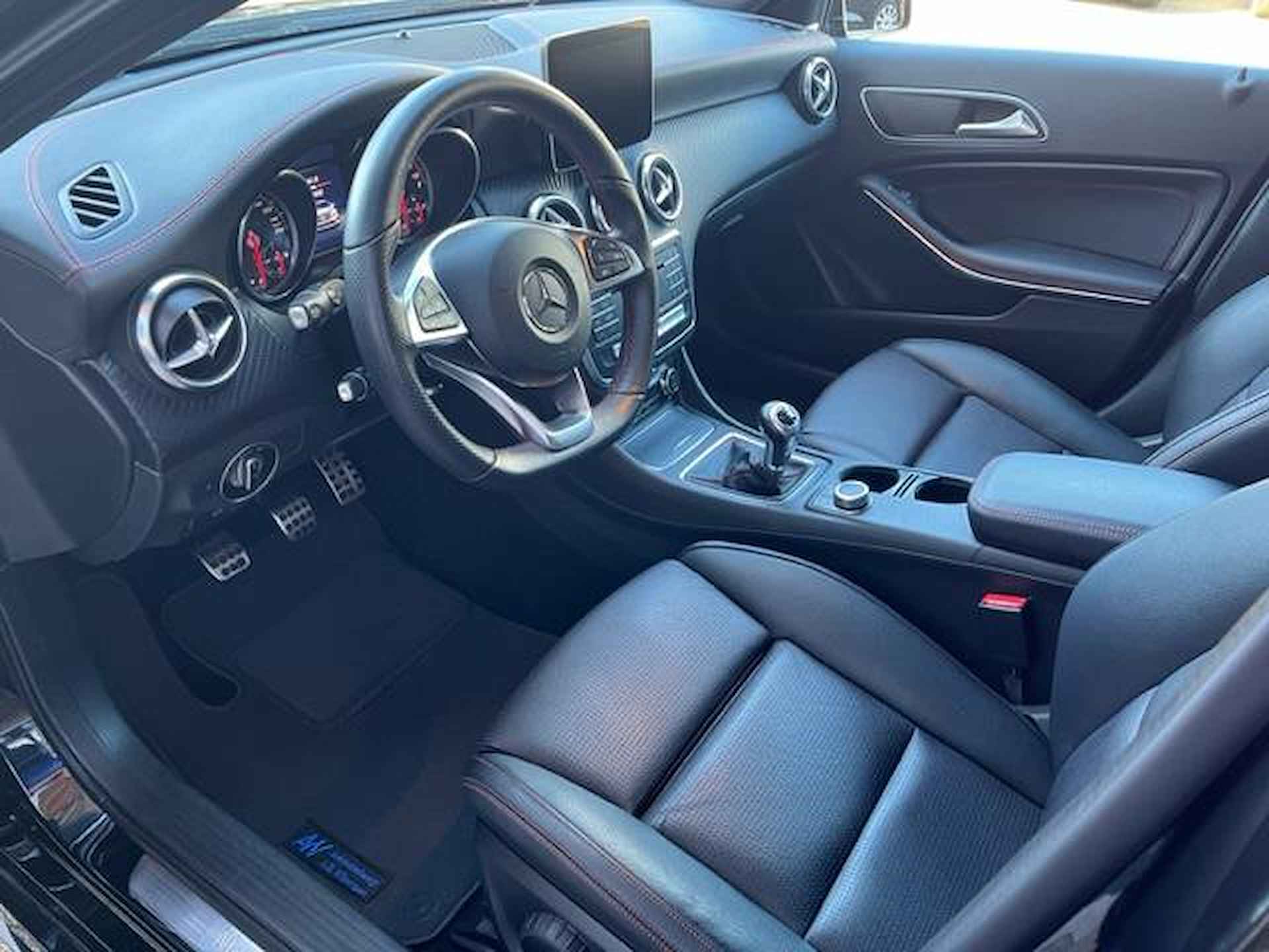 Mercedes-Benz A-klasse 180 BlueEFFICIENCY AMG sport - 3/21