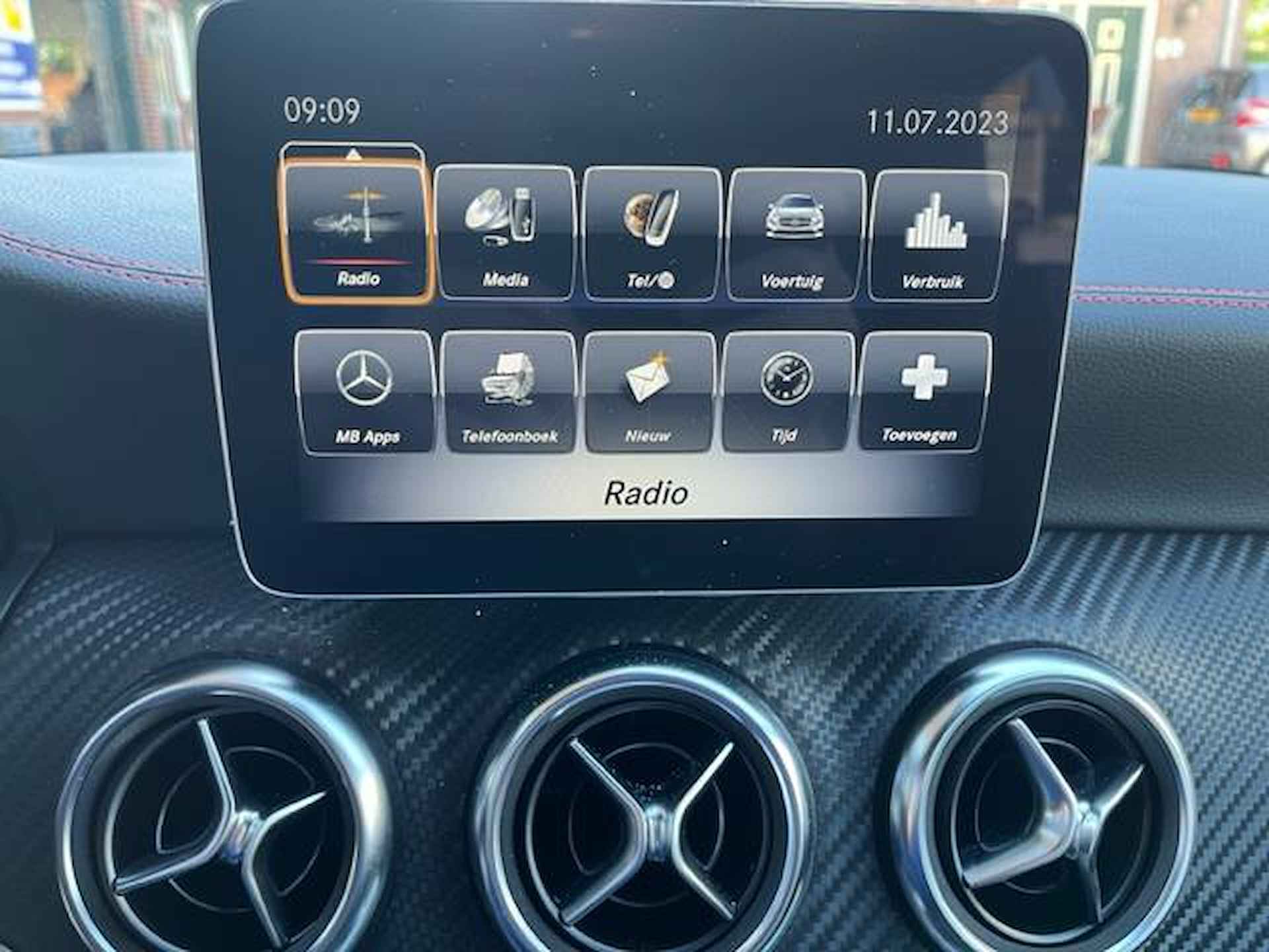 Mercedes-Benz A-klasse 180 BlueEFFICIENCY AMG sport - 9/21