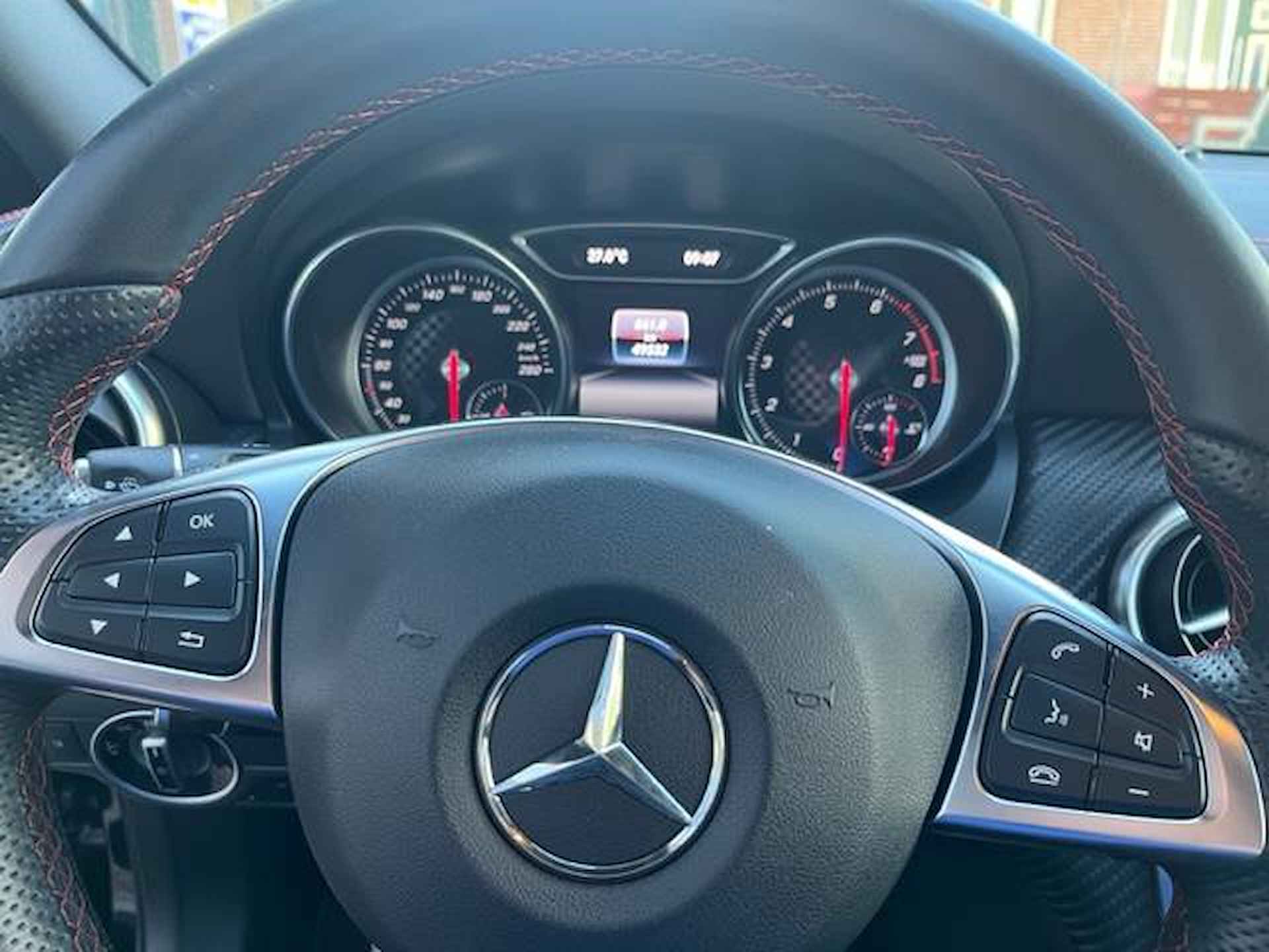 Mercedes-Benz A-klasse 180 BlueEFFICIENCY AMG sport - 16/21