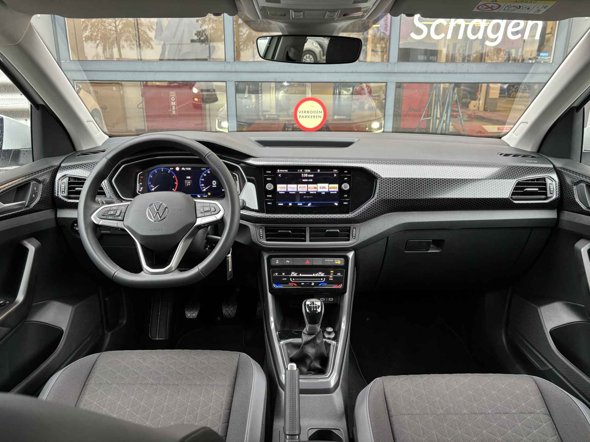 Volkswagen T-Cross 1.0 TSI 110 pk Style | Navigatie | Apple Carplay/Android | Cruise control adaptief | Achteruitrijcamera | - 12/33