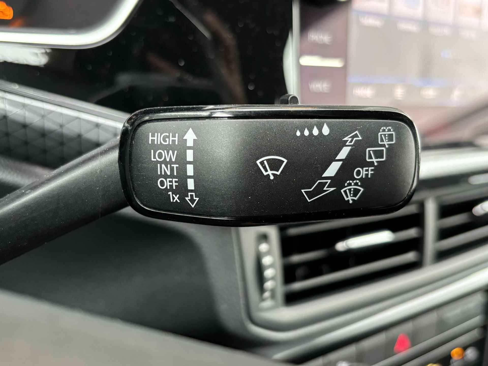 Volkswagen T-Cross 1.0 TSI 110 pk Style | Navigatie | Apple Carplay/Android | Cruise control adaptief | Achteruitrijcamera | - 19/33
