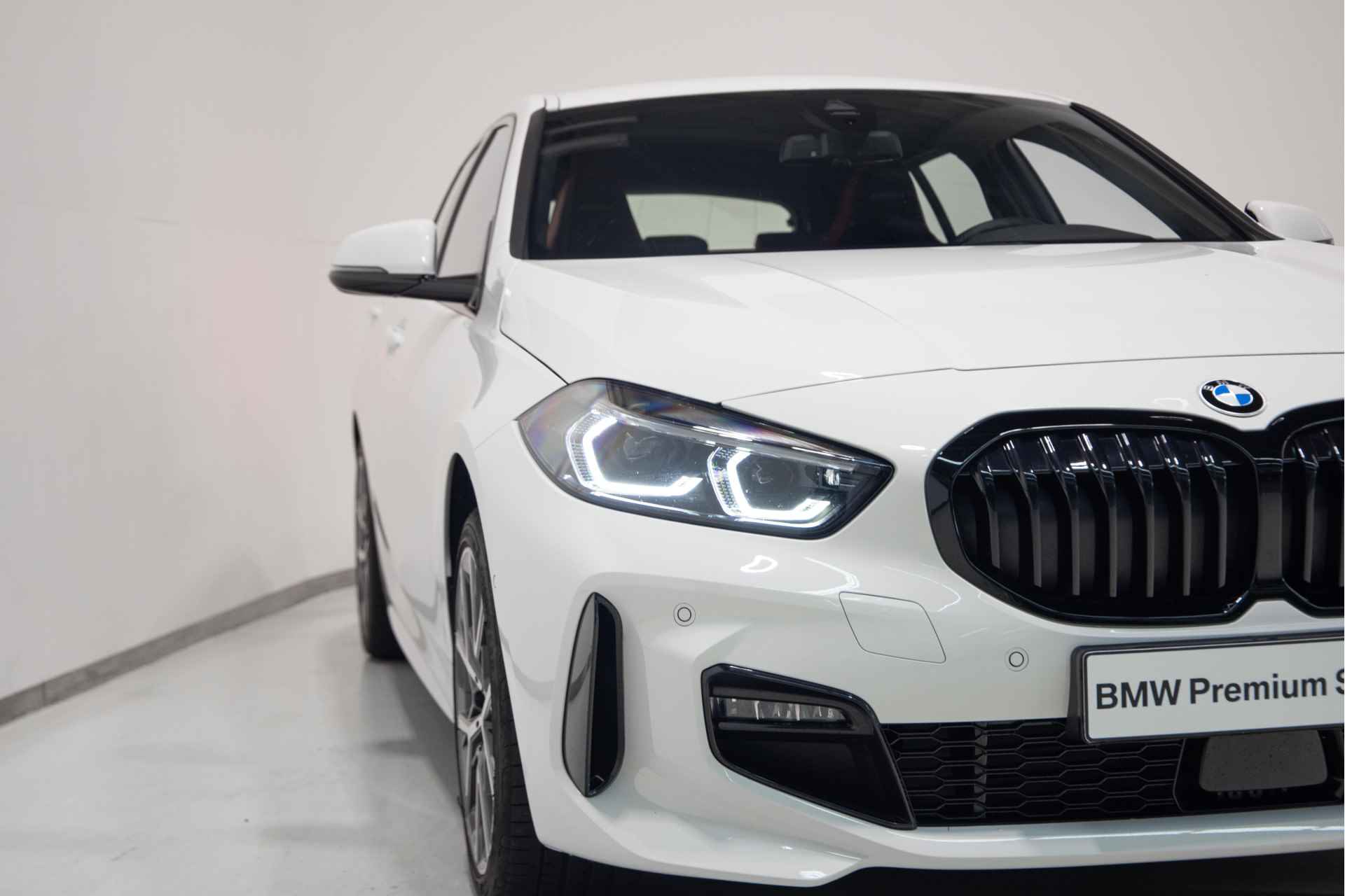 BMW 1 Serie 118i M Sportpakket Pro - 26/27