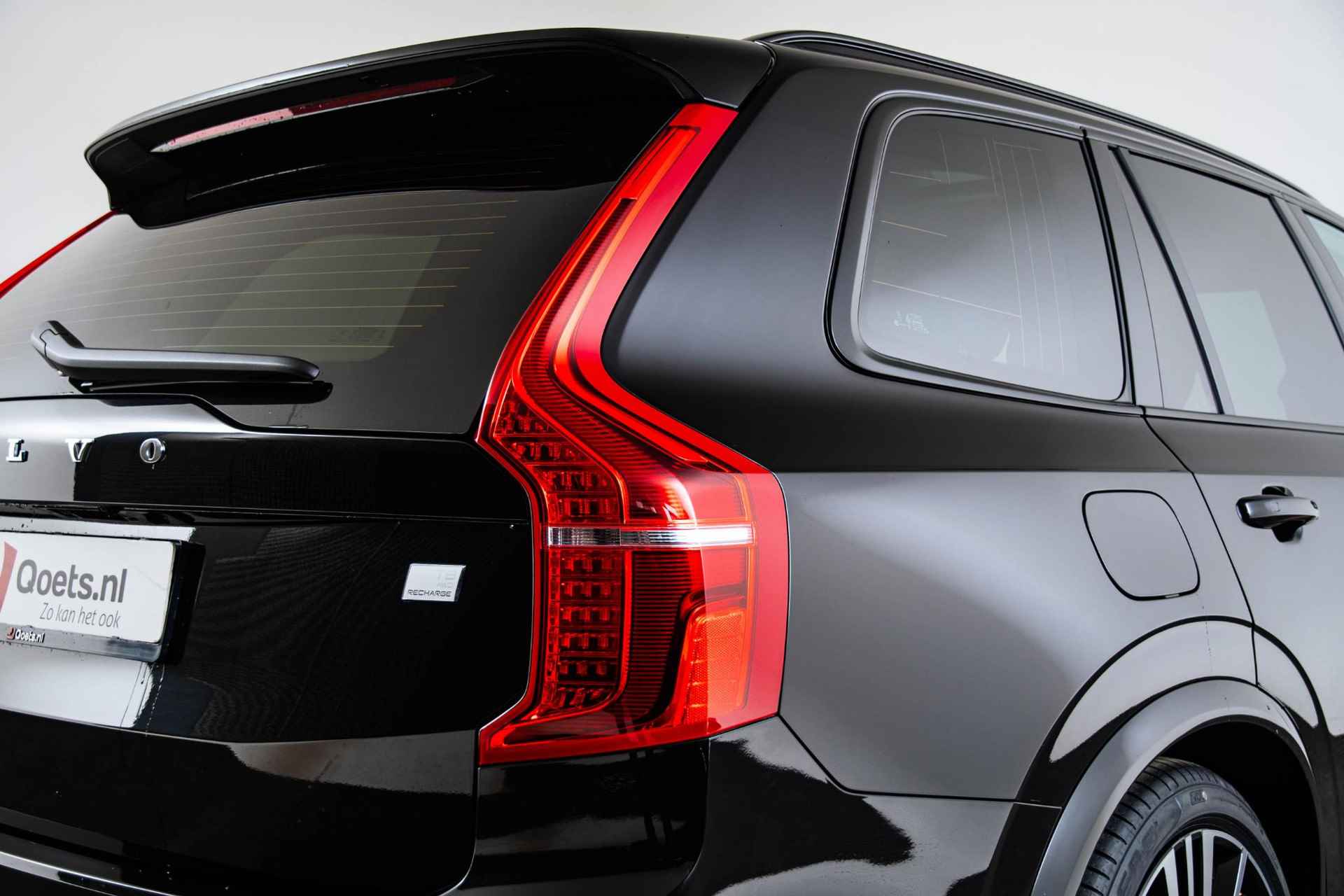 Volvo XC90 2.0 T8 Recharge AWD Ultimate Dark Luchtvering - Panoramadak - Adaptive Cruise Control - Head-up Display - Harman Kardon - Park Assistant - 35/48