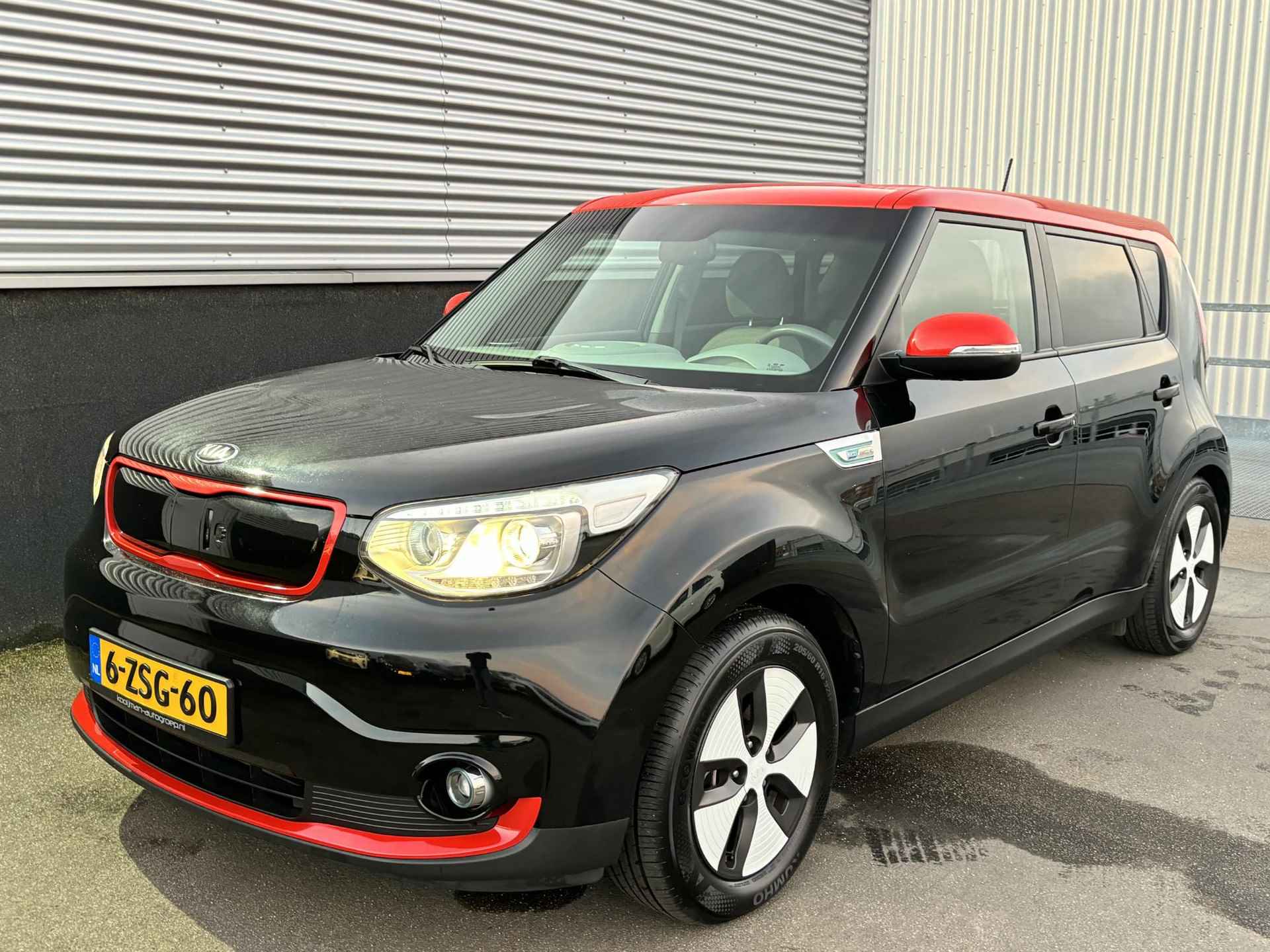 Kia Soul EV ExecutiveLine 27 kWh Navigatie, Stoelverwarming, Stuurwielverwarming, Cruise control - 4/28