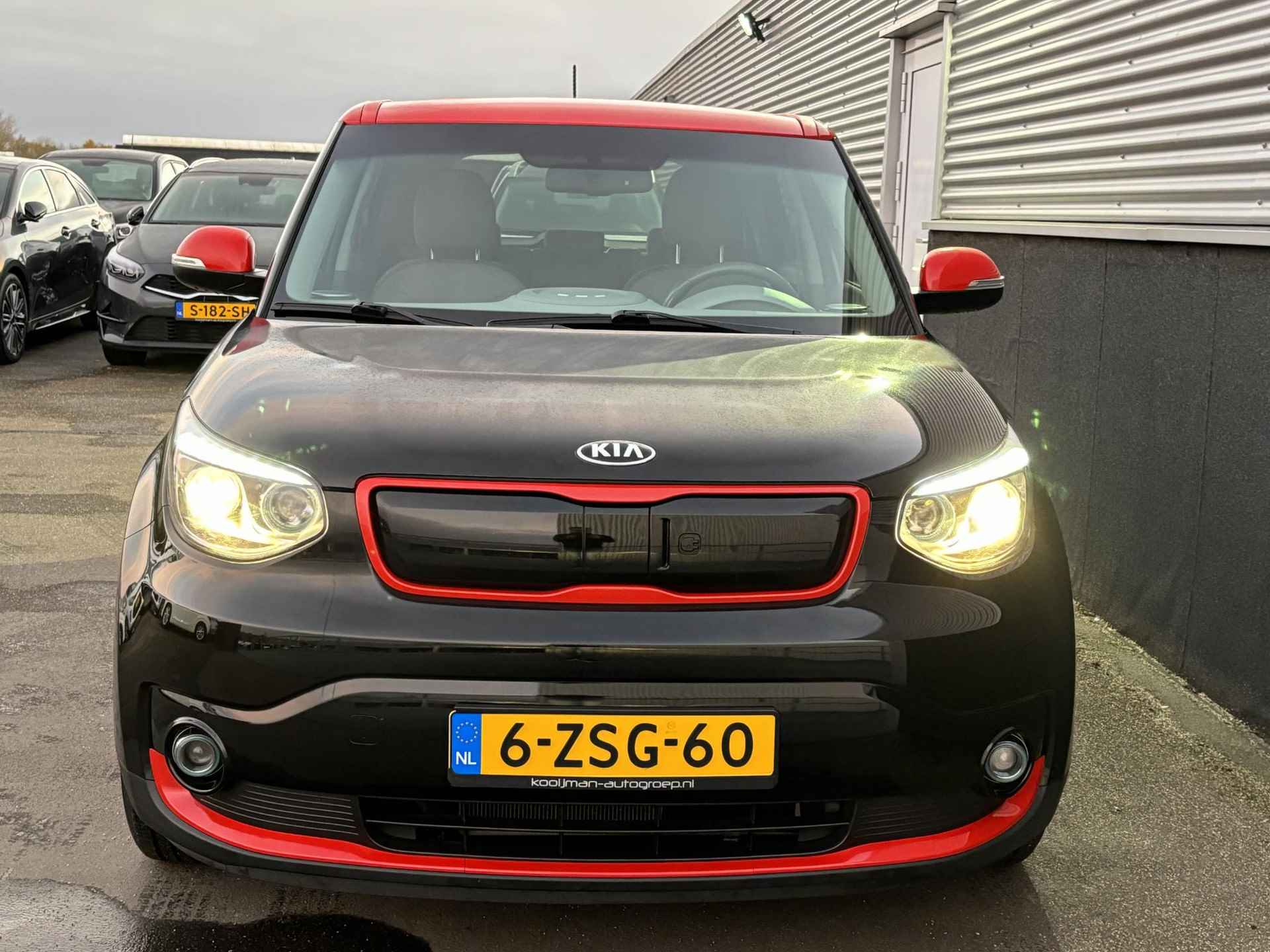 Kia Soul EV ExecutiveLine 27 kWh Navigatie, Stoelverwarming, Stuurwielverwarming, Cruise control - 5/28