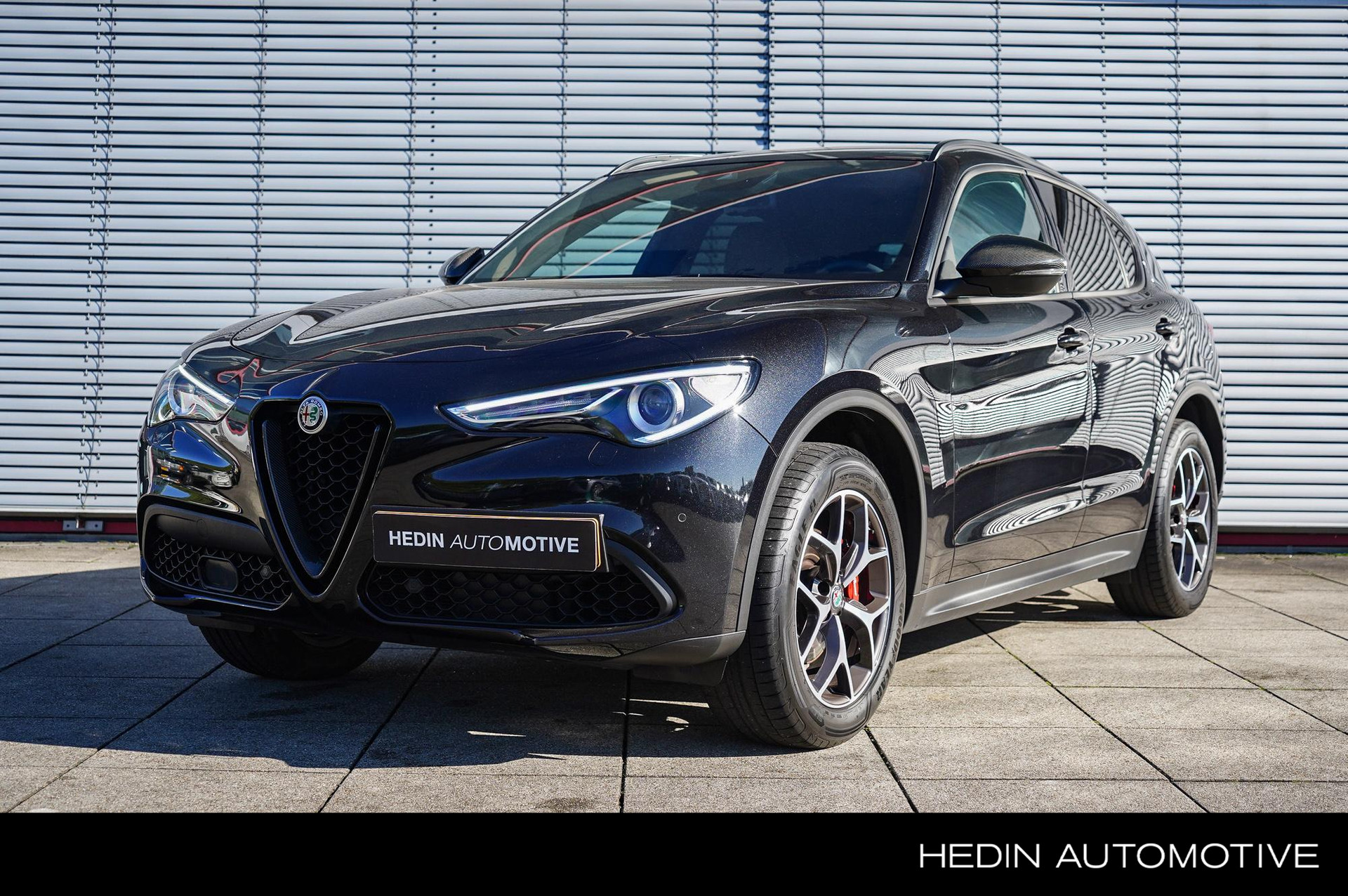 Alfa Romeo Stelvio 2.0 T AWD 280pk | Veloce Interieur | Adaptieve Cruise Control | Trekhaak 2.300KG | DAB, Bluetooth & AppleCarplay/AndroidAuto | Parkeersensoren + Camera