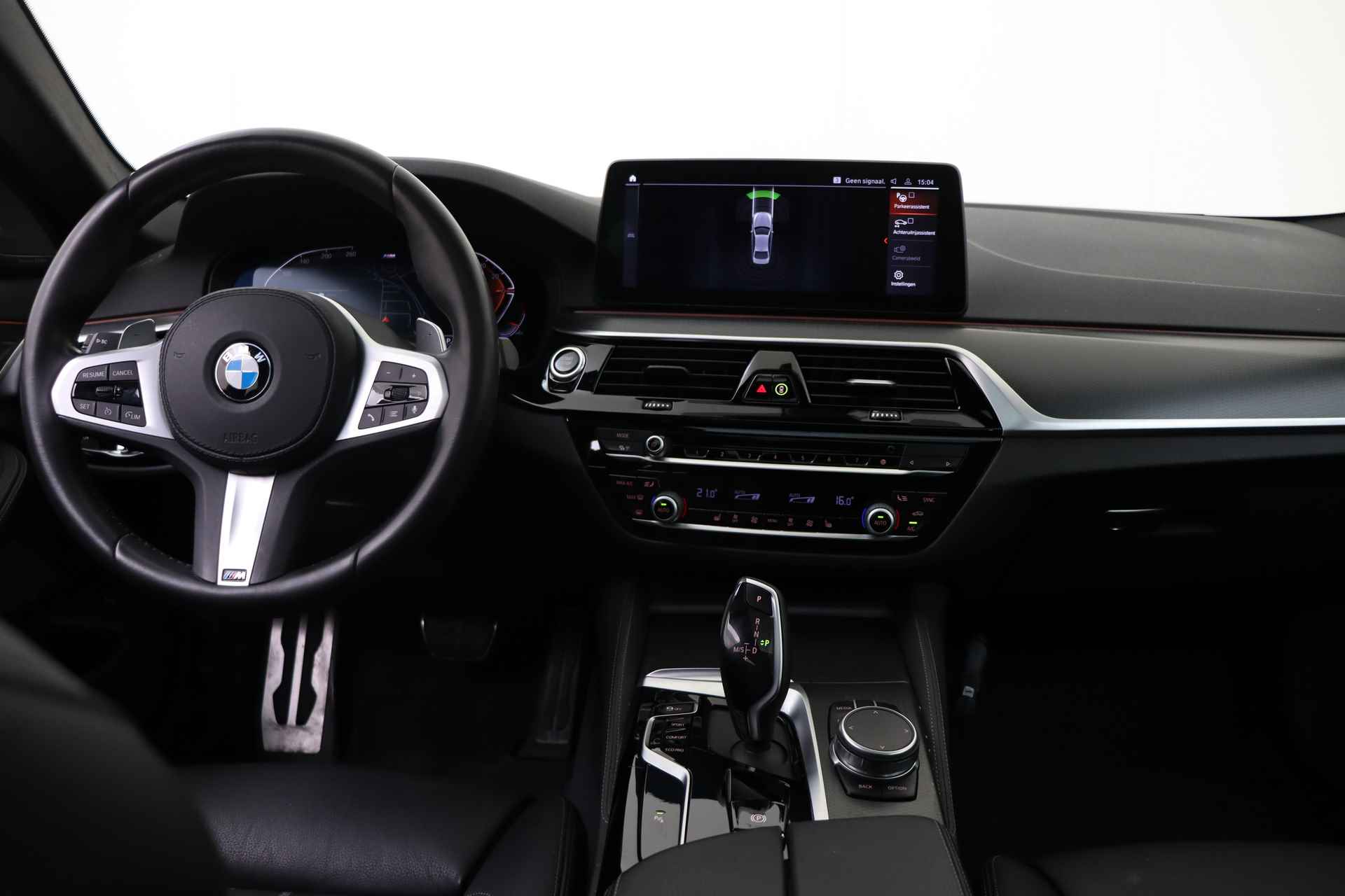 BMW 5 Serie 530i High Executive M Sport Automaat / Schuif-kanteldak / Laserlight / Parking Assistant / Harman Kardon / Comfortstoelen / Live Cockpit Professional - 24/64