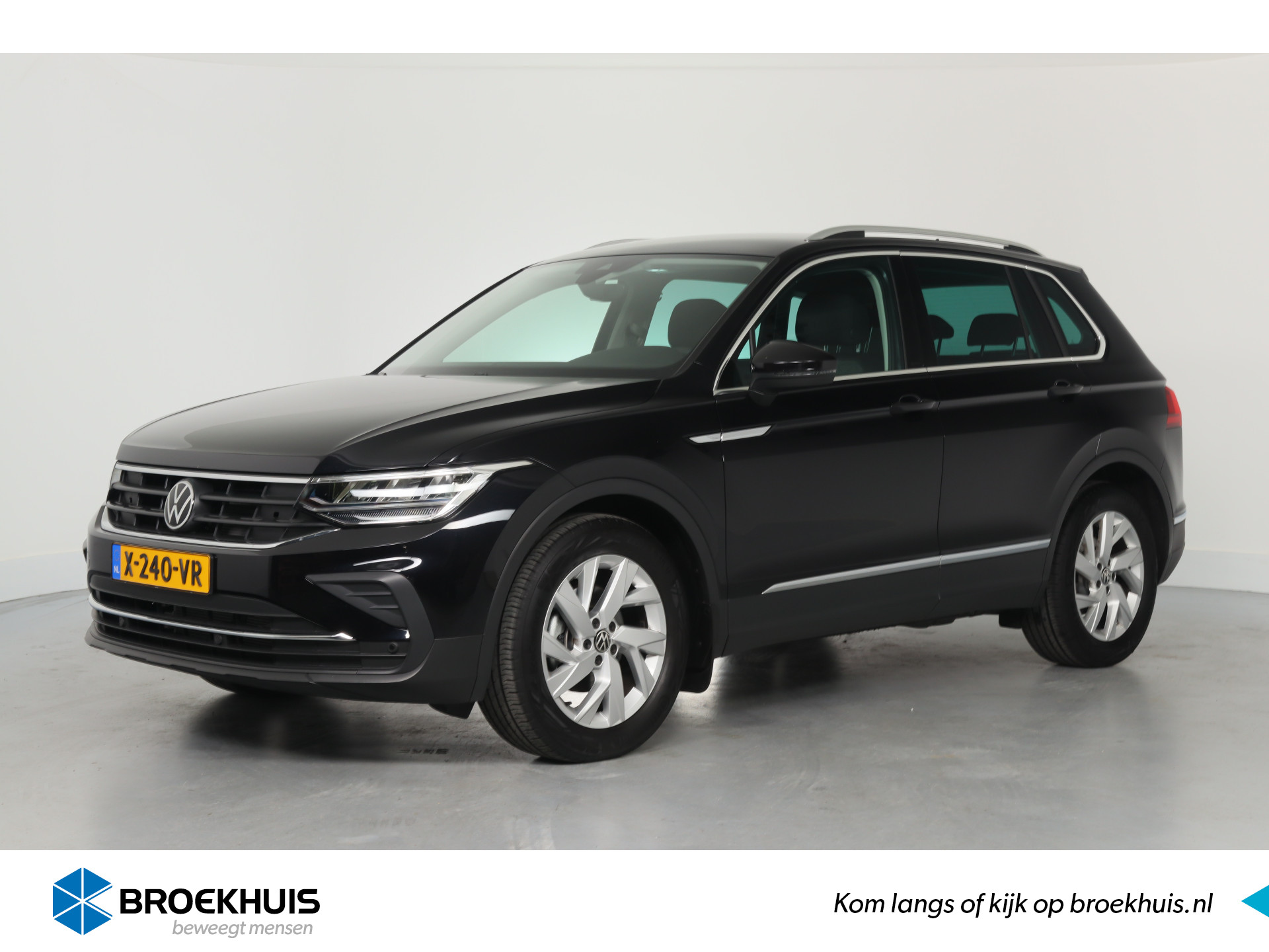 Volkswagen Tiguan 1.5 TSI Elegance | Automaat | Navi by App | Adaptieve Cruise | Camera | Stoel/Stuurverwarming | bij viaBOVAG.nl